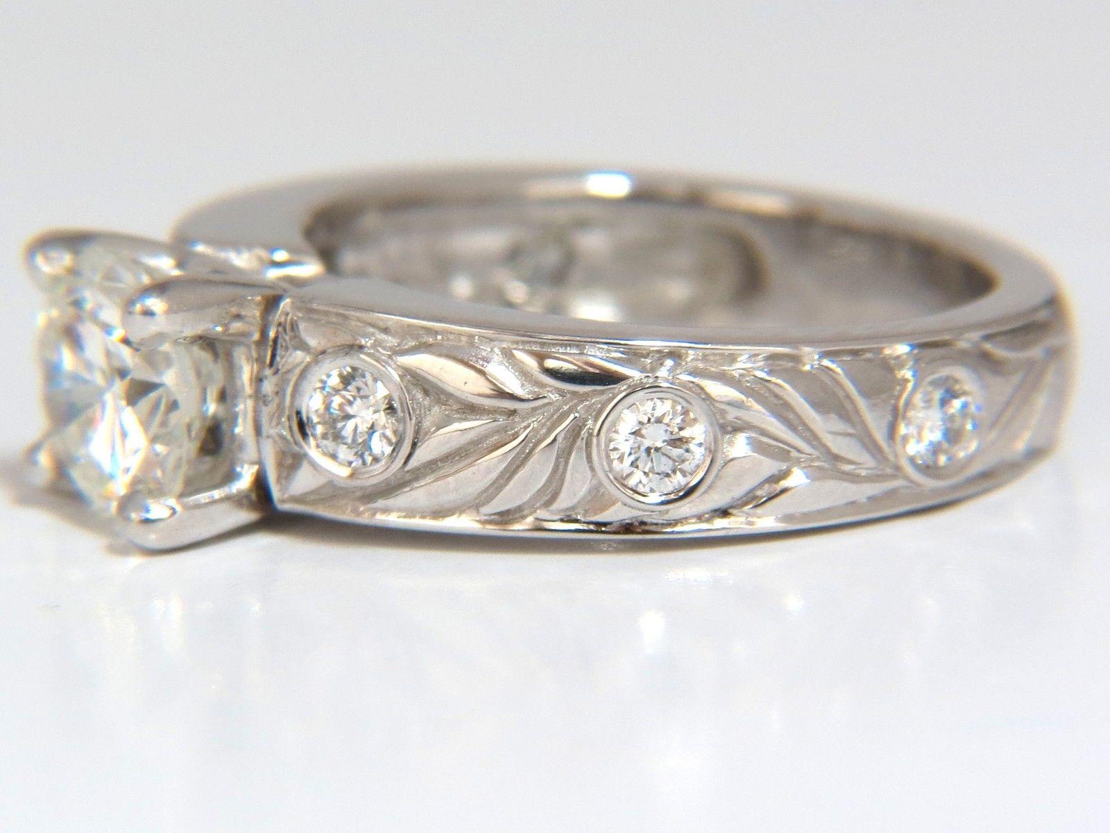 GIA-zertifiziert 1,30ct. Rund geschliffener Diamantring G/VVS-1 Platin klassischer & Kranz im Angebot 3