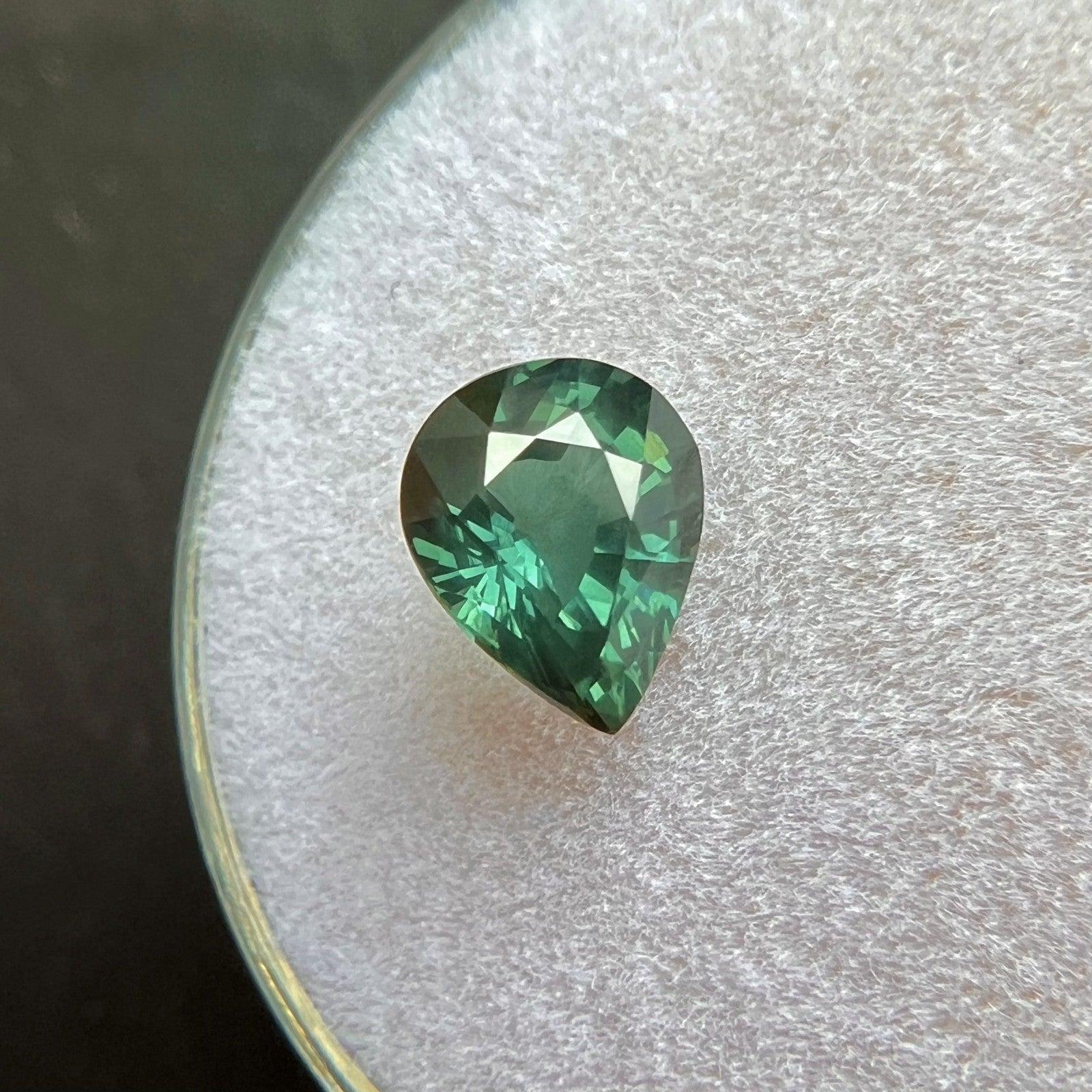 GIA Certificado 1.30ct Zafiro Azul Verde Corte Pera Gema 7.4x5.9mm VS en Nuevo estado para la venta en Birmingham, GB