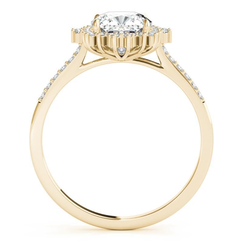 GIA Certified 1,31 Carat Cushion Flower Cluster Anello con diamanti in oro giallo 18K In condizioni Nuovo in vendita a New York, NY