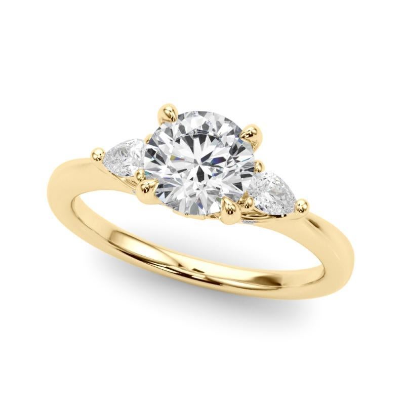 Taille ronde Bague à trois pierres en or jaune 18 carats certifiée GIA de 1,31 carat de diamants ronds et de poires en vente
