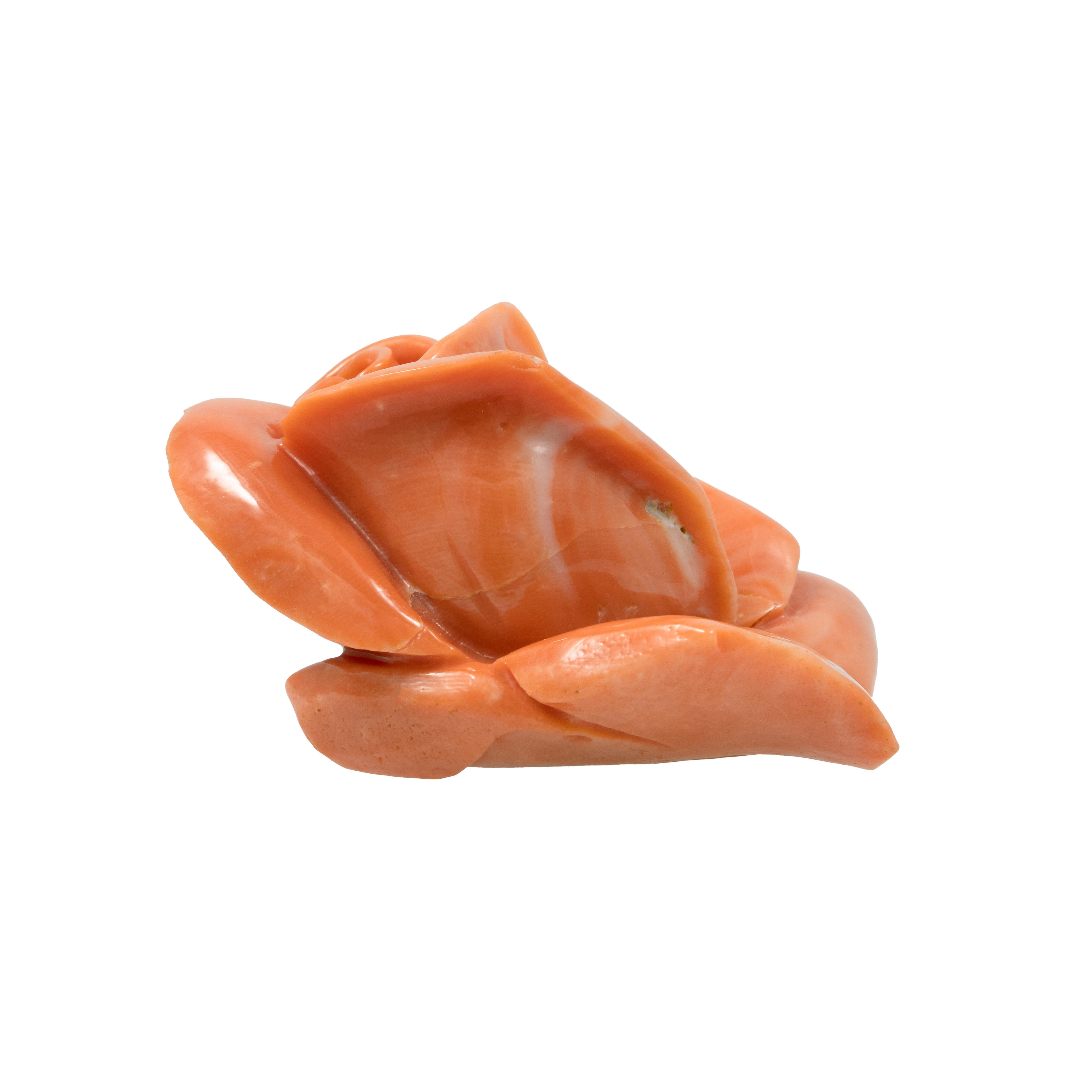 GIA zertifiziert 131,22 Karat Rose geformt Hand geschnitzt natürlichen Korallen Ornament für Damen oder Herren im Angebot