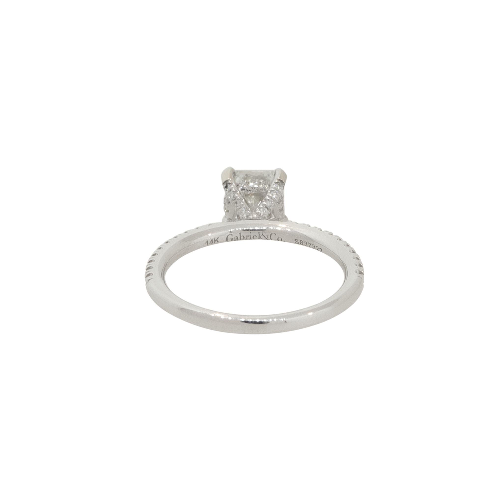 GIA Certified 14k White Gold 1.32ctw Radiant Cut Diamond Engagement Ring

Raymond Lee Jewelers in Boca Raton -- South Florida’s destination for diamonds, fine jewelry, antique jewelry, estate pieces, and vintage jewels.

Style: Women's 4 Prong