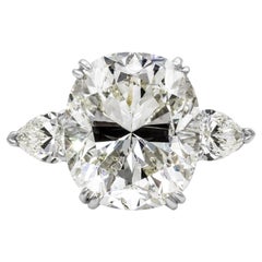 GIA-zertifizierter 13.23-Karat-Diamantenverlobungsring im Kissenschliff mit drei Steinen