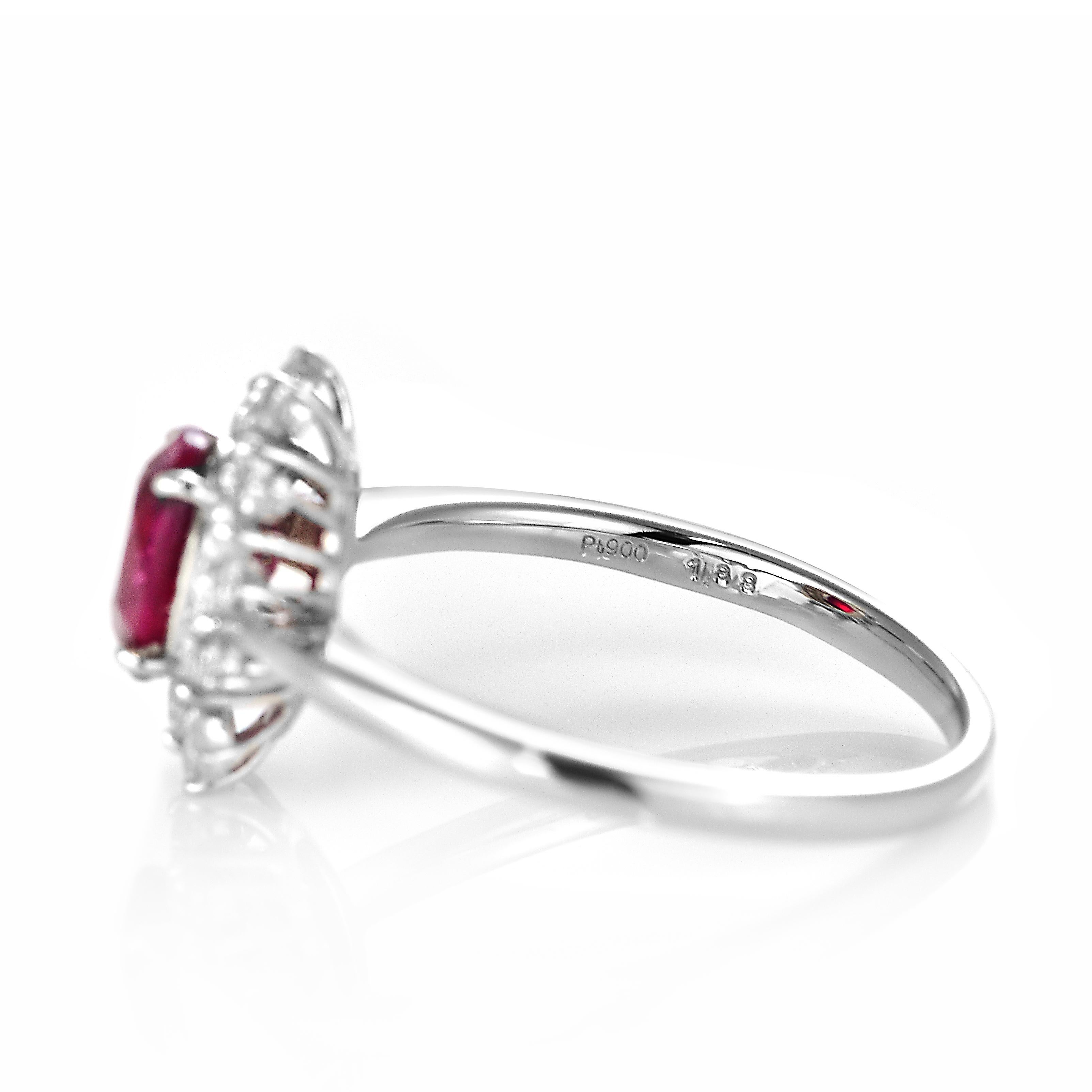GIA Certified 1.33 Carat Pigeon's Blood Red Burmese Ruby Ring Made in Platinum For Sale 1