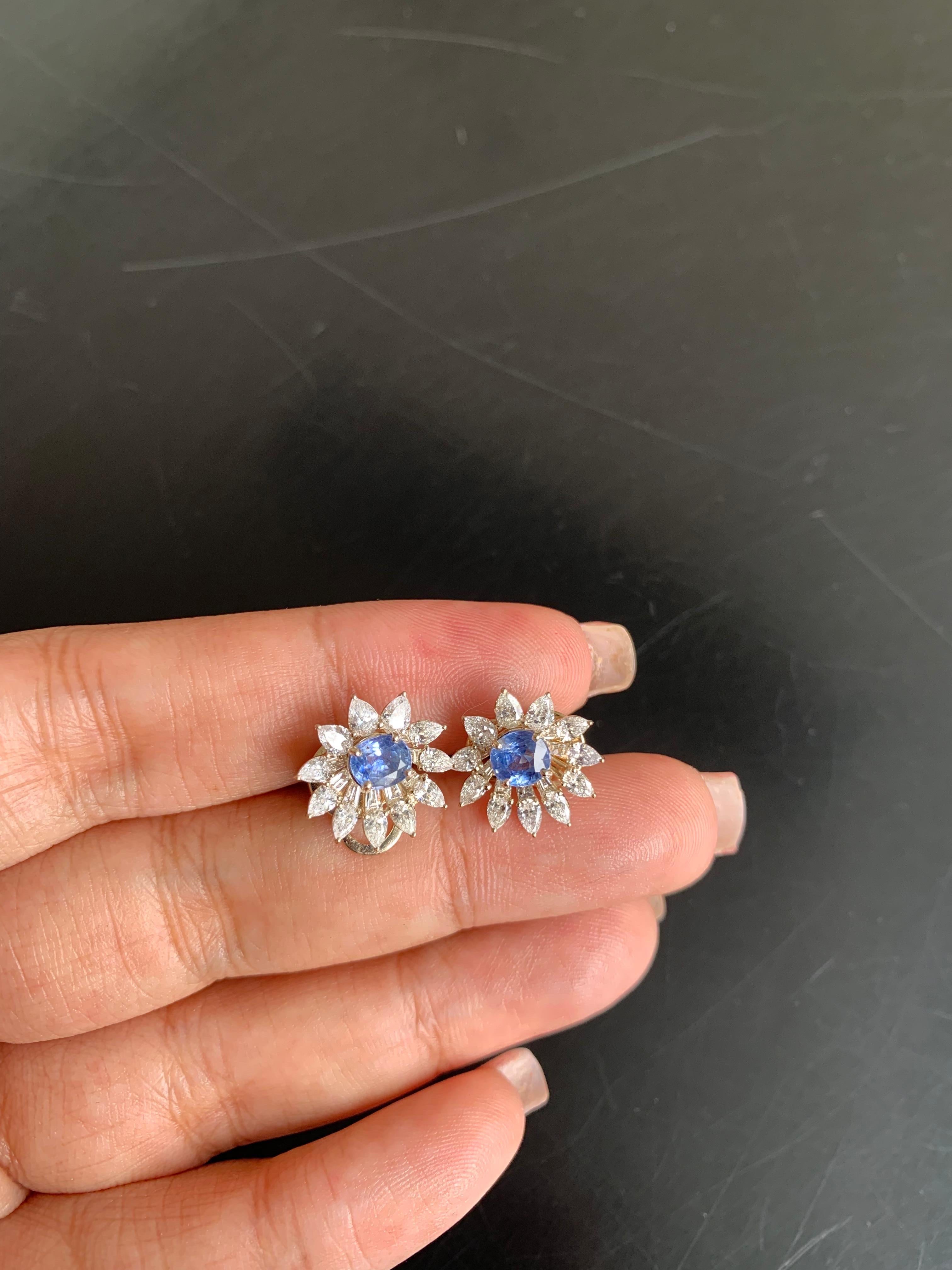 Boucles d'oreilles certifiées GIA de 1.34 carat de saphir bleu du Cachemire et de diamant en 18k WG Pour femmes en vente