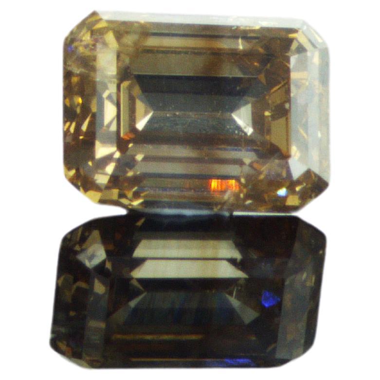 Diamant certifié GIA de 1,34 ct en forme d'émeraude de couleur naturelle Fancy Orangy Brown en vente