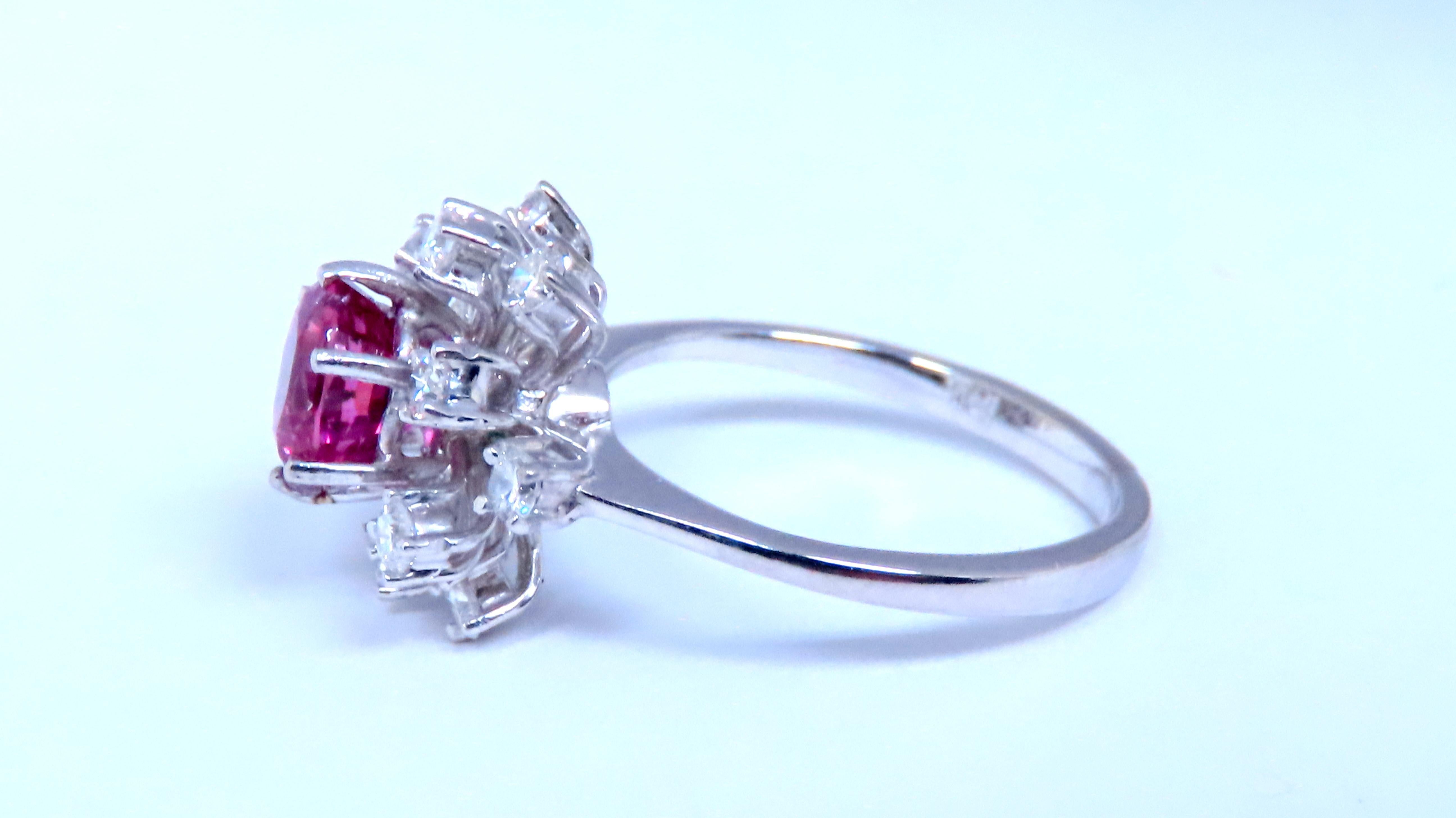 Oval Cut GIA Certified 1.34ct Natural Purple Pink Sapphire Ring 18Kt Gold 16520 For Sale