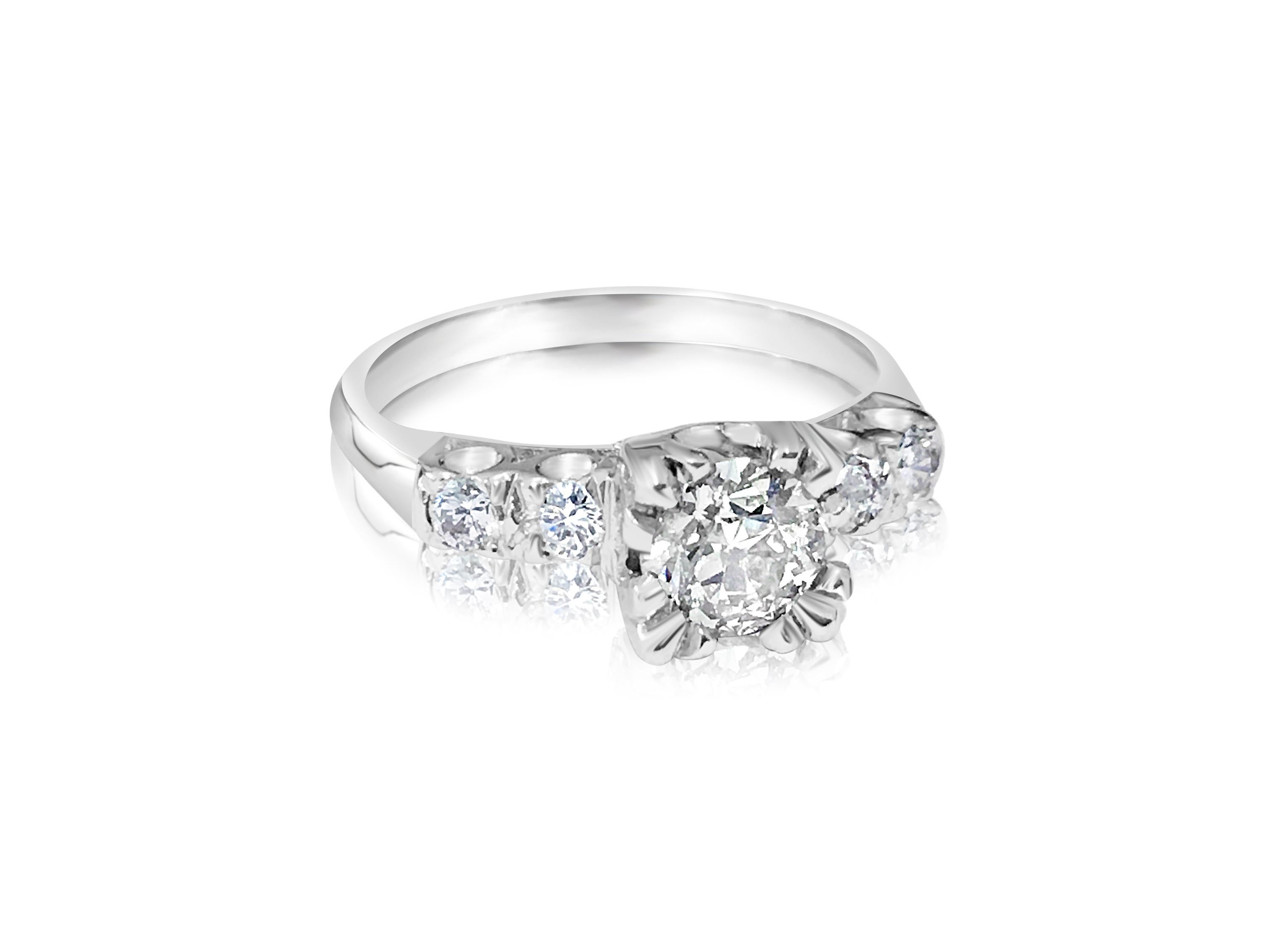 Art Deco GIA Certified 1.35 Carat Diamond Engagement Ring For Sale