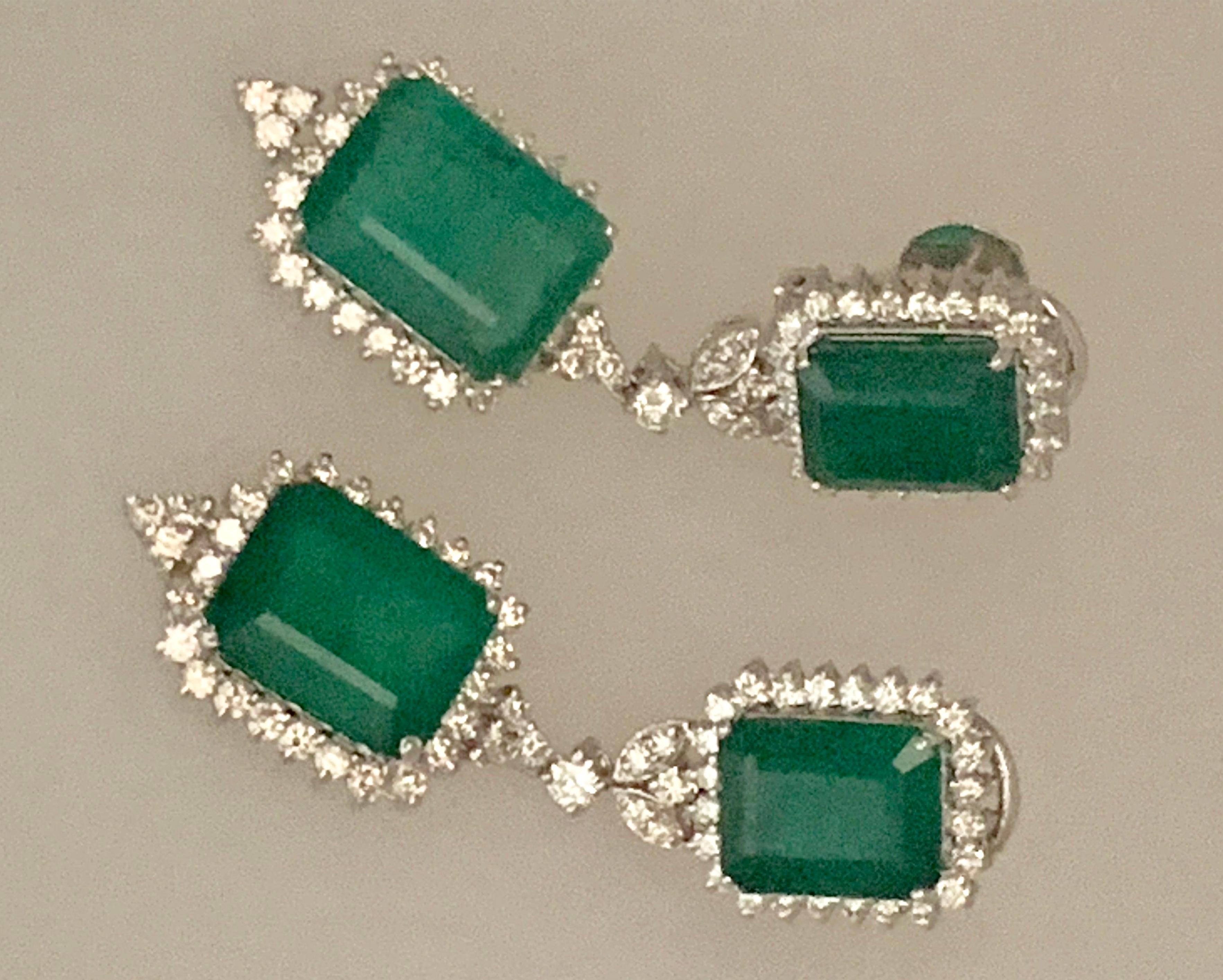 GIA Certified 135 Ct Emerald and 28 Ct Diamond Necklace and Earring Bridal Suite 2