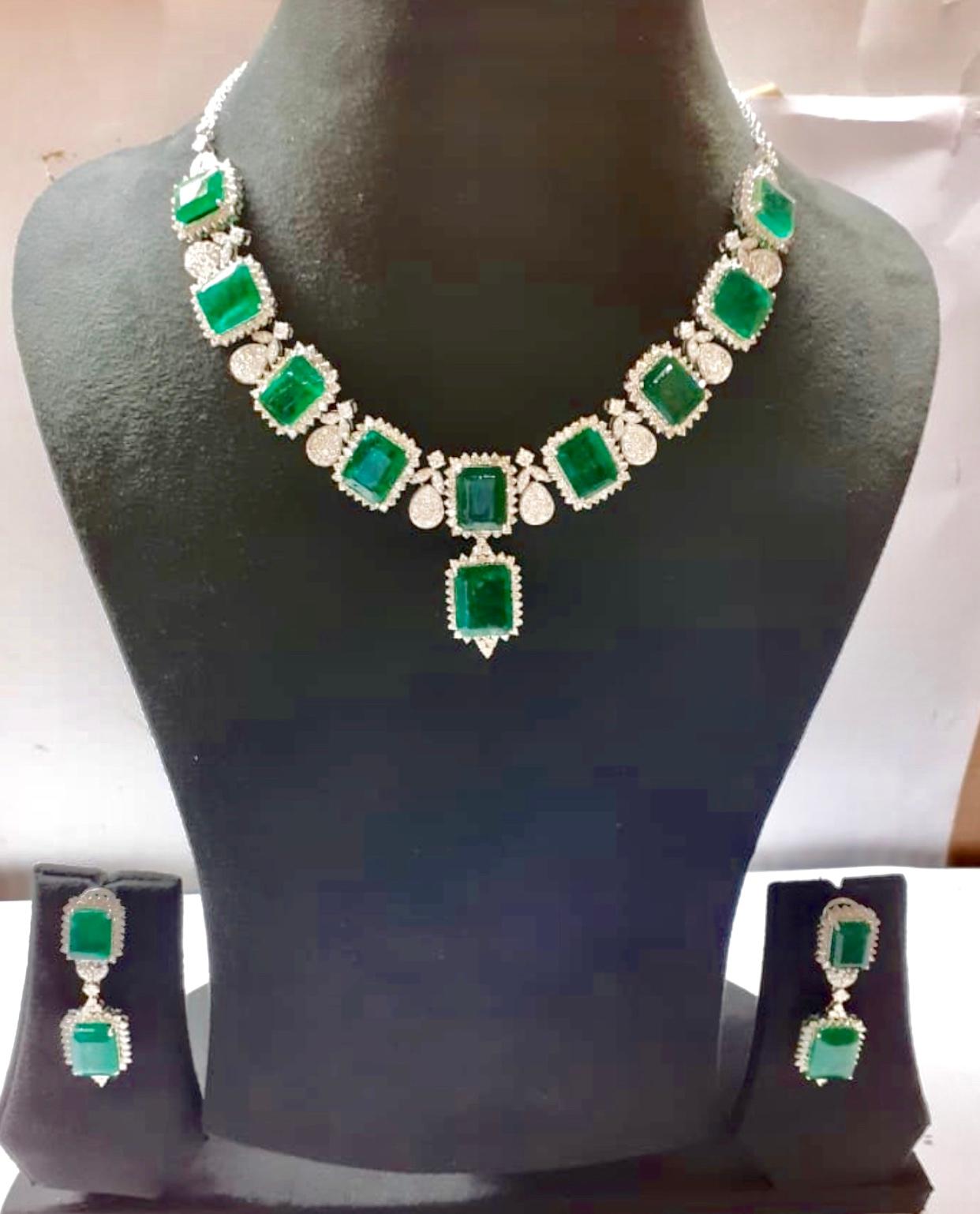 GIA Certified 135 Ct Emerald and 28 Ct Diamond Necklace and Earring Bridal Suite 3