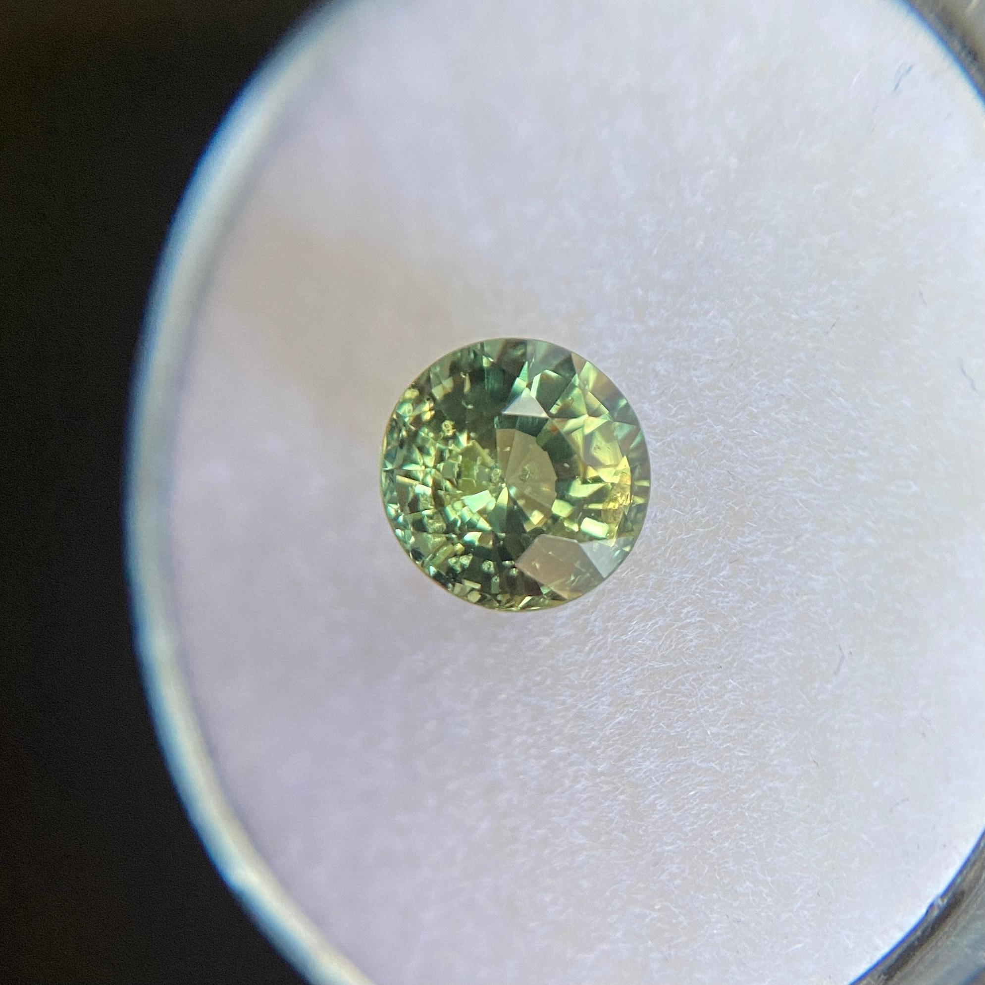 GIA Certified 1.36ct Untreated Vivid Green Yellow Sapphire Round Diamond Cut Gem For Sale 2