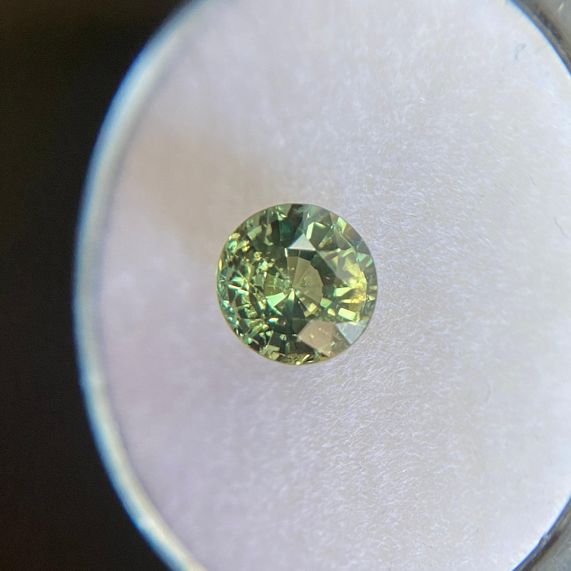 GIA Certified 1.36ct Untreated Vivid Green Yellow Sapphire Round Diamond Cut Gem For Sale 3