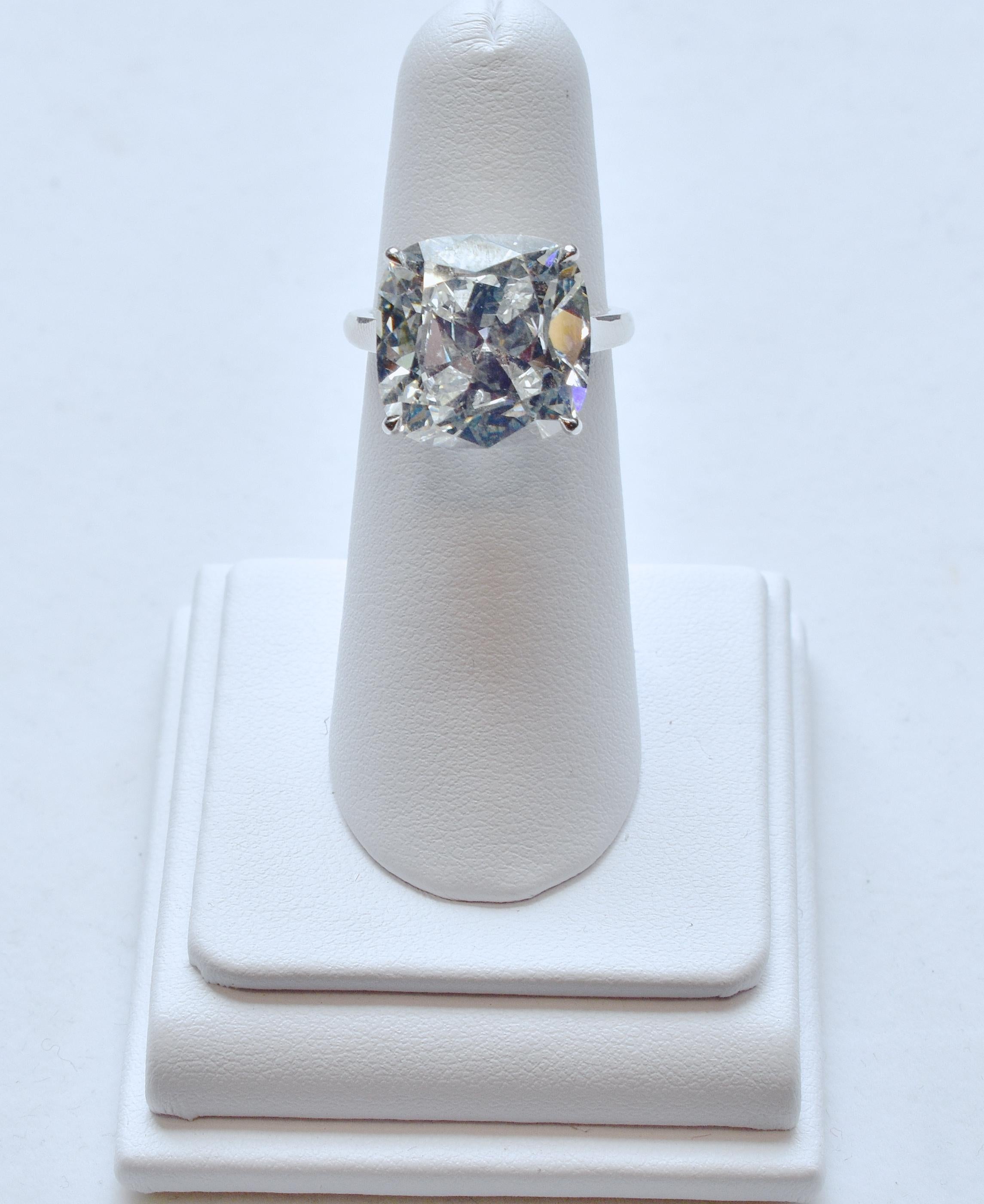 GIA Certified 13.70 Carat Cushion Brilliant Cut Diamond Ring, Pierre/Famille In New Condition In Aspen, CO