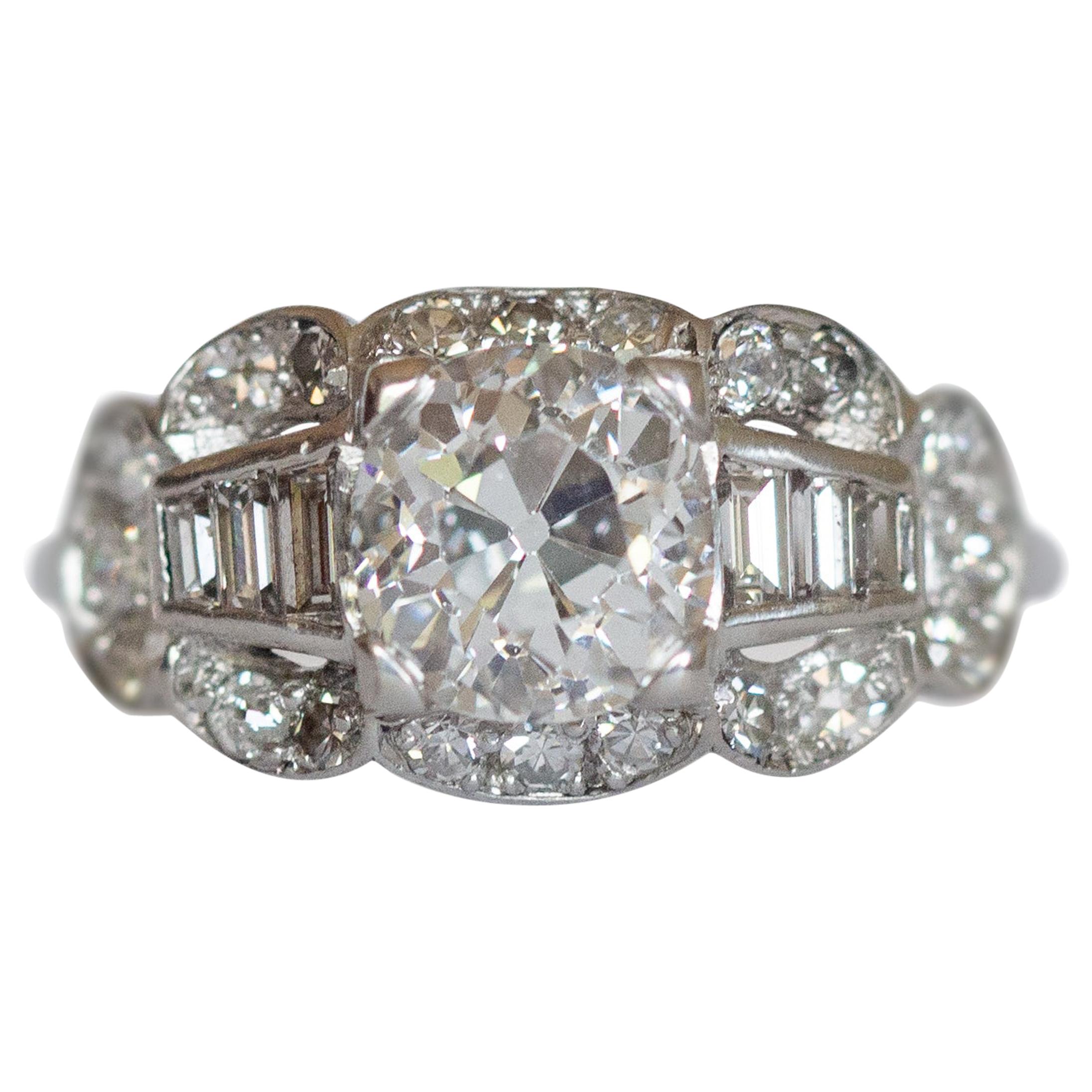 GIA Certified 1.39 Carat Diamond Platinum Engagement Ring For Sale