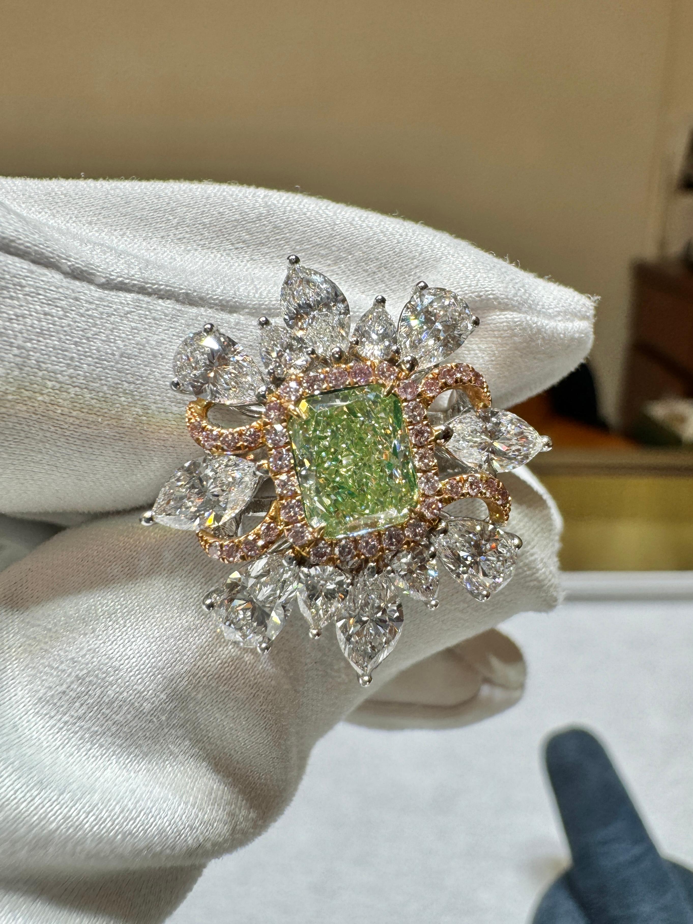 GIA Certified 1.39 Carat Radiant Cut Fancy Intense Yellowish Green Diamond Ring For Sale 2