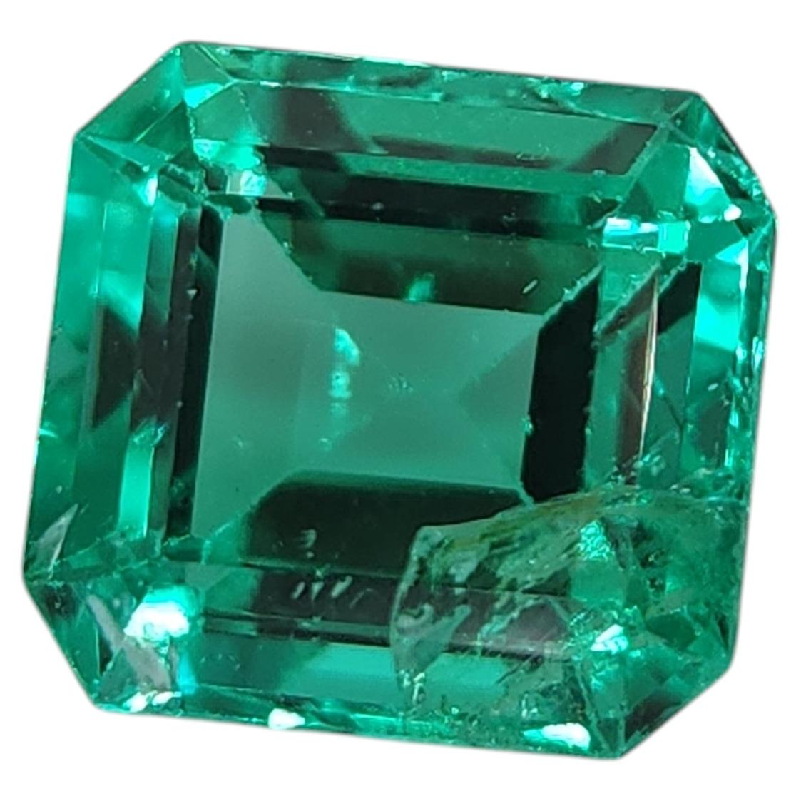 GIA Certified 1.39ct Colombian Emerald, Octagonal Cut, Unisex, 1990
