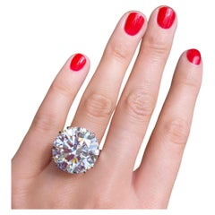 GIA Certified 14 Carat Platinum Round Brilliant Cut Diamond Engagement Ring