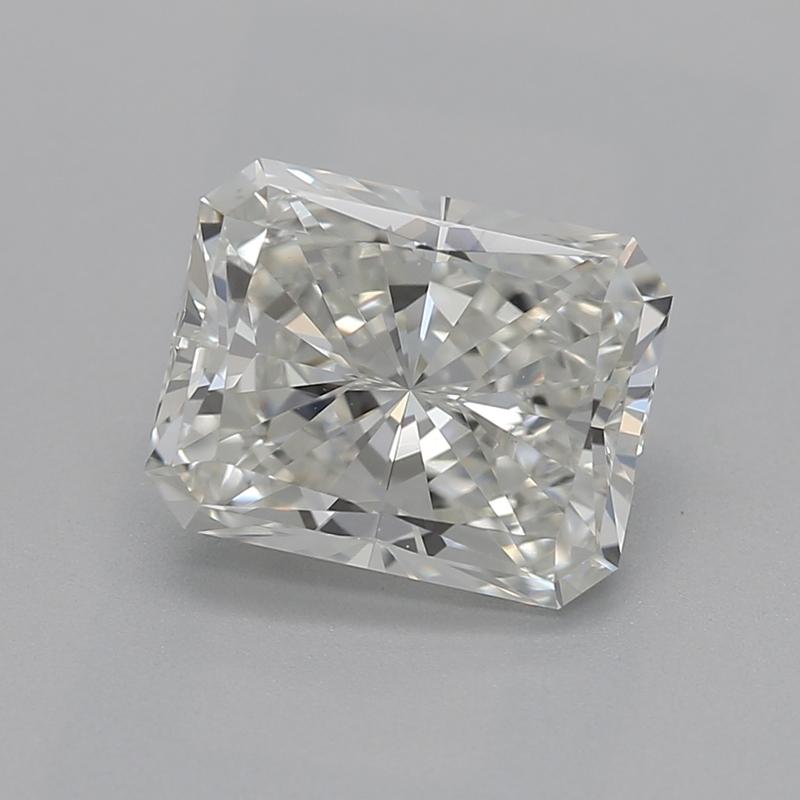 Dieser exquisite, in New York handgefertigte Diamantring besitzt einen zentralen Stein von strahlendem Glanz, der 1,40 wiegt und mit einem makellosen I und VS1 eingestuft ist. Das einzigartige Design wird durch einen auffälligen smaragdförmigen Halo