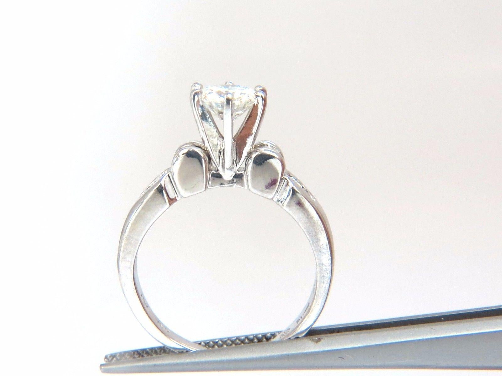 Bague en platine avec diamant rond de 1,40 carat certifié par le GIA et anneau assorti H/VS Unisexe en vente