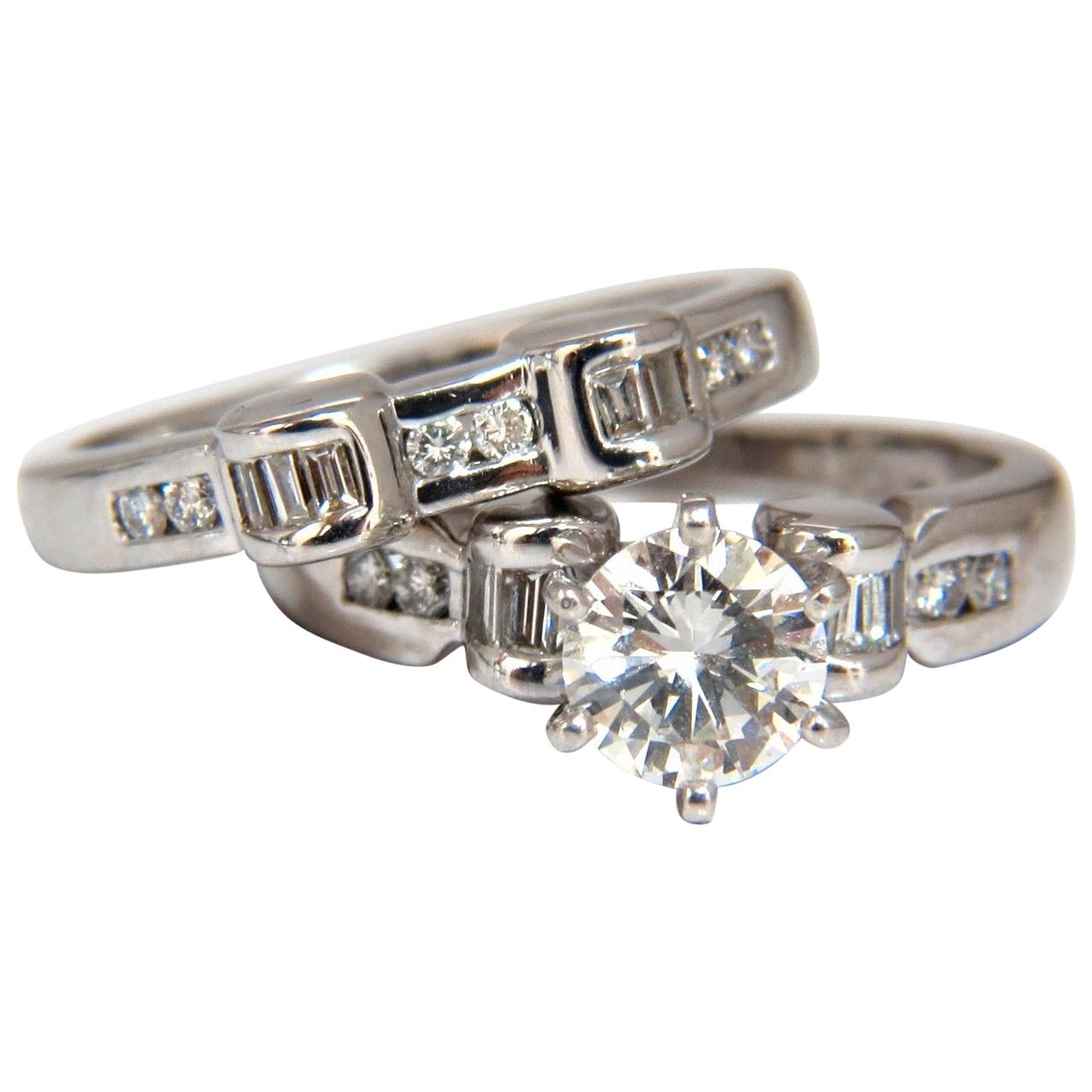 Bague en platine avec diamant rond de 1,40 carat certifié par le GIA et anneau assorti H/VS en vente