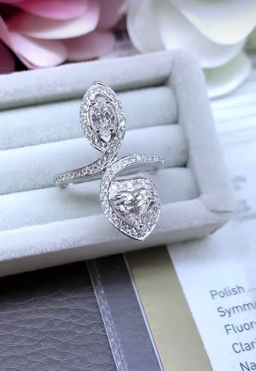 GIA Certified 1.40 Carats Diamonds 18k Gold Double Solitaire Ring In New Condition For Sale In Massafra, IT