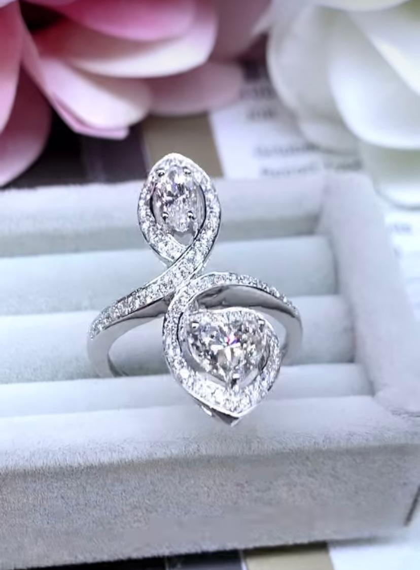 GIA Certified 1.40 Carats Diamonds 18k Gold Double Solitaire Ring For Sale 1