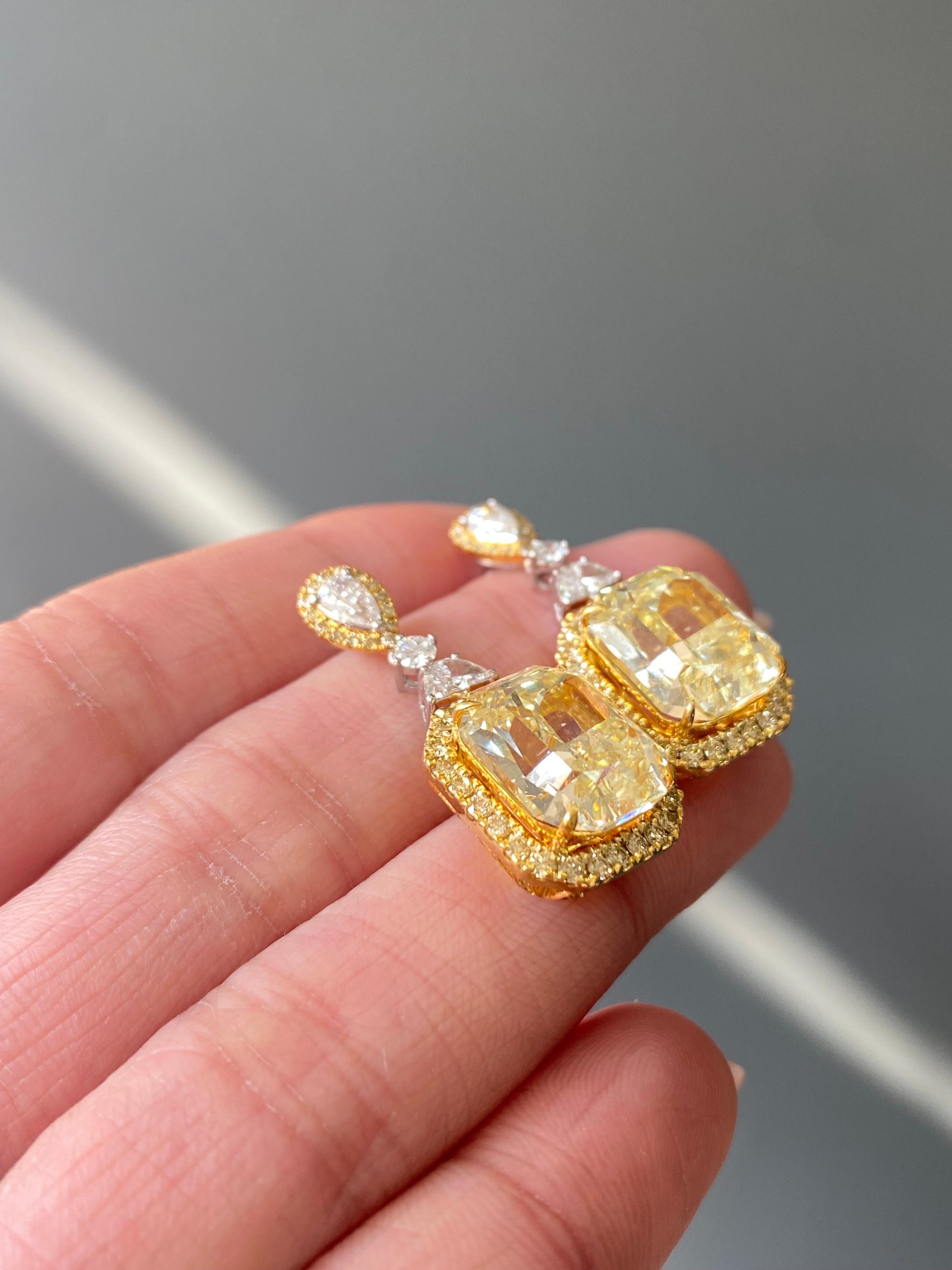 GIA zertifiziert 14,11 Karat VS/VVS Qualität Fancy Yellow  Diamant-Ohrgehänge im Zustand „Neu“ in Bangkok, Thailand