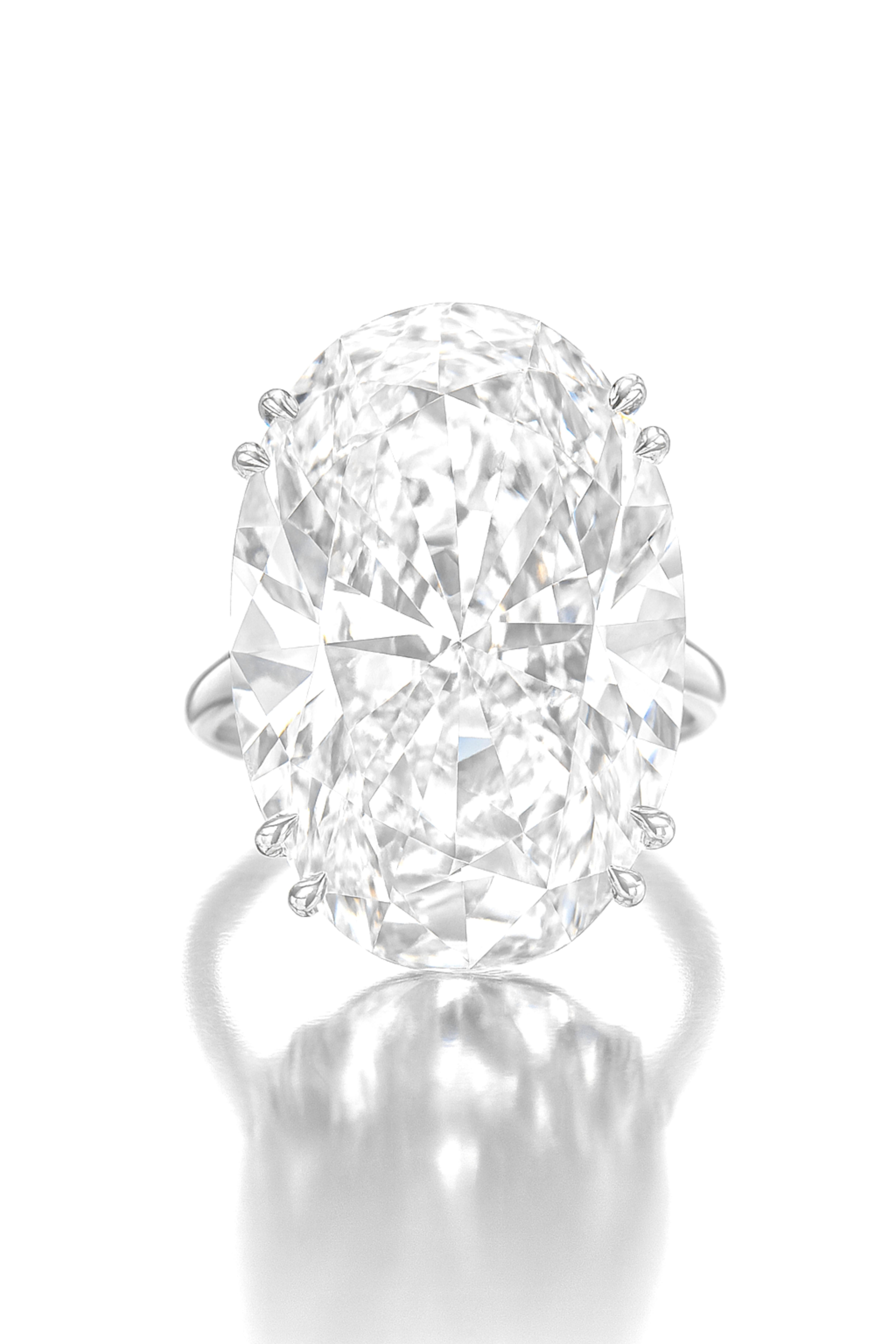 Bague en platine certifiée GIA 14,21 carats de diamant Golconda de type IIa

Cette bague extraordinaire met en valeur un diamant de type Golconda de 14,21 carats, vraiment rare et exceptionnel, certifié par le GIA comme étant de type IIa, de couleur