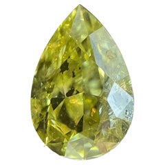 Diamant naturel jaune intense fantaisie en forme de poire de 1,43 carat de pureté Si2, certifié GIA