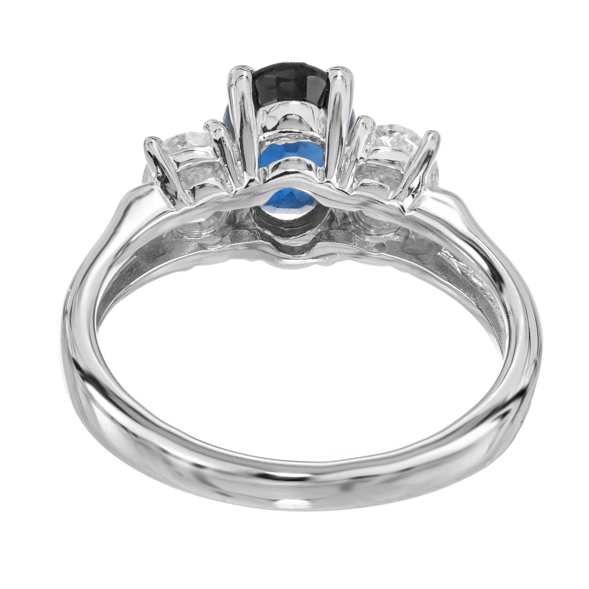 GIA Certified 1.45 Carat Oval Sapphire Diamond Gold Three-Stone Engagement Ring For Sale 1