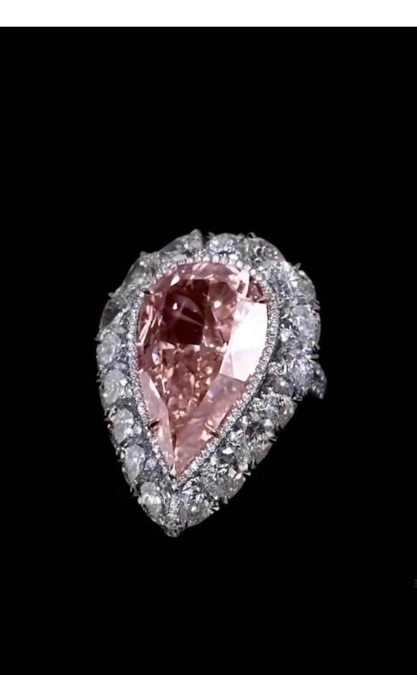 Taille poire Bague solitaire en diamant certifié GIA de 14,50 carats de couleur rose orangé brunâtre en vente