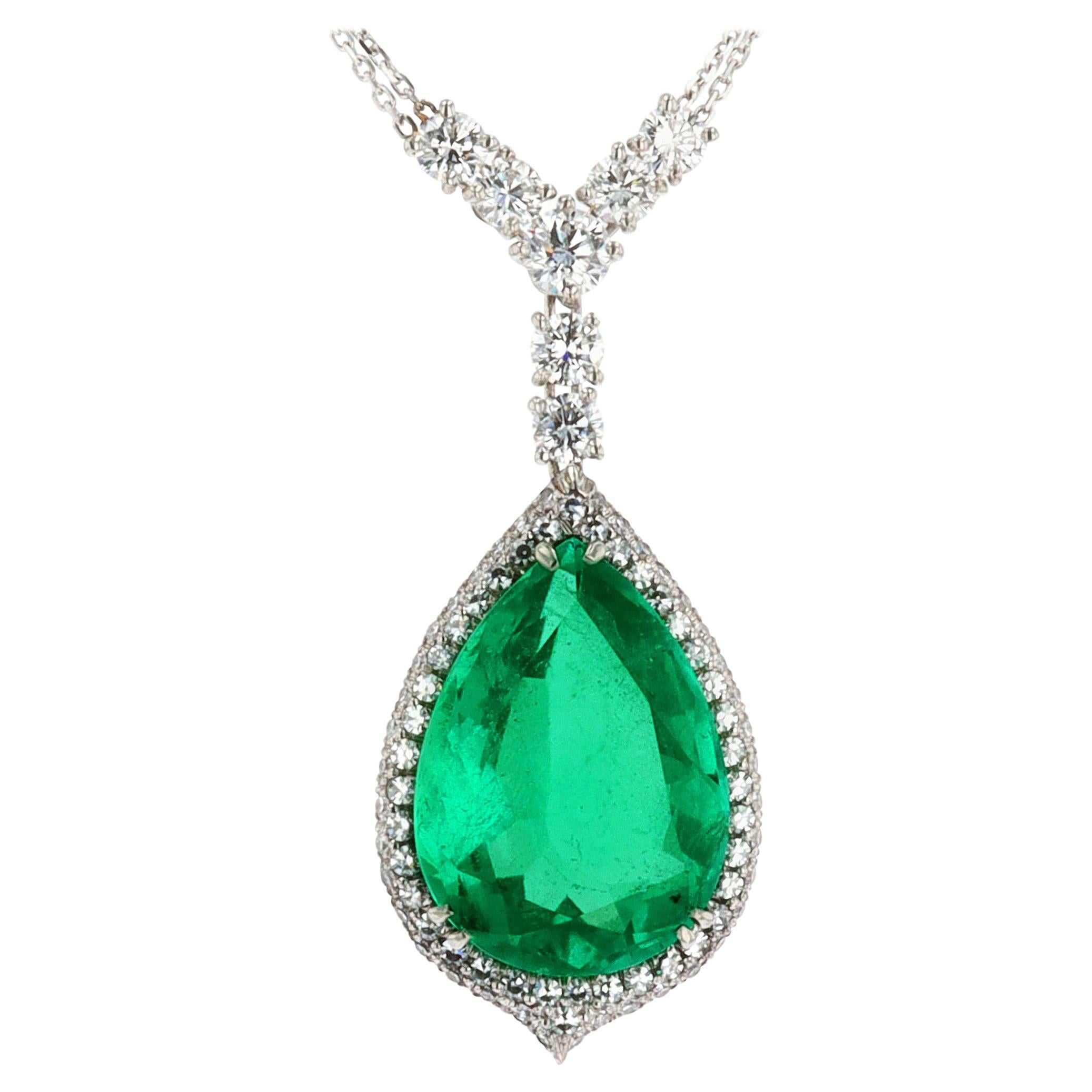 GIA Certified 14.79 Carat Pear Shape Colombian Emerald Pendant For Sale