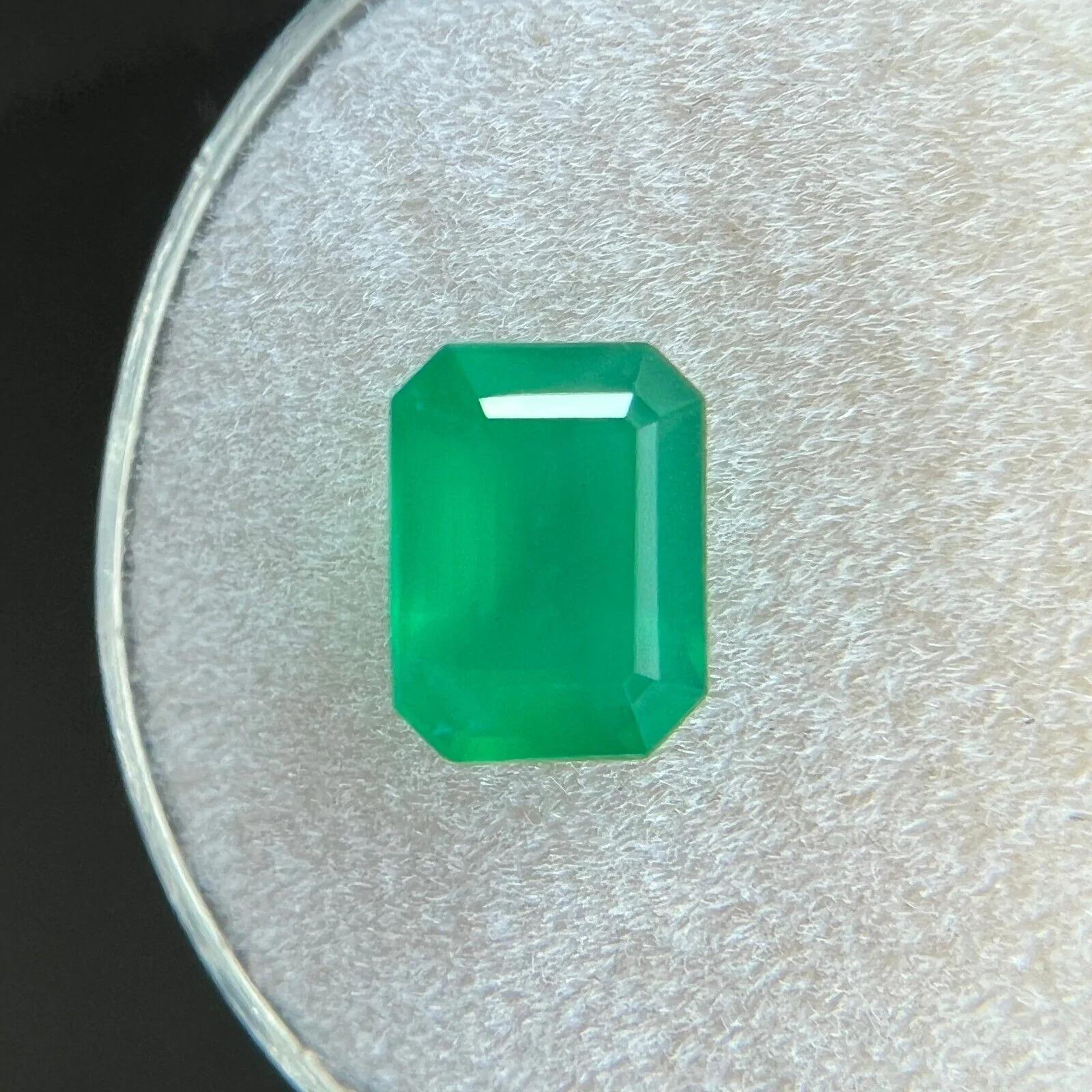 GIA Certified 1.48ct Natural Green Emerald Octagonal Emerald Cut Loose Gem For Sale 3