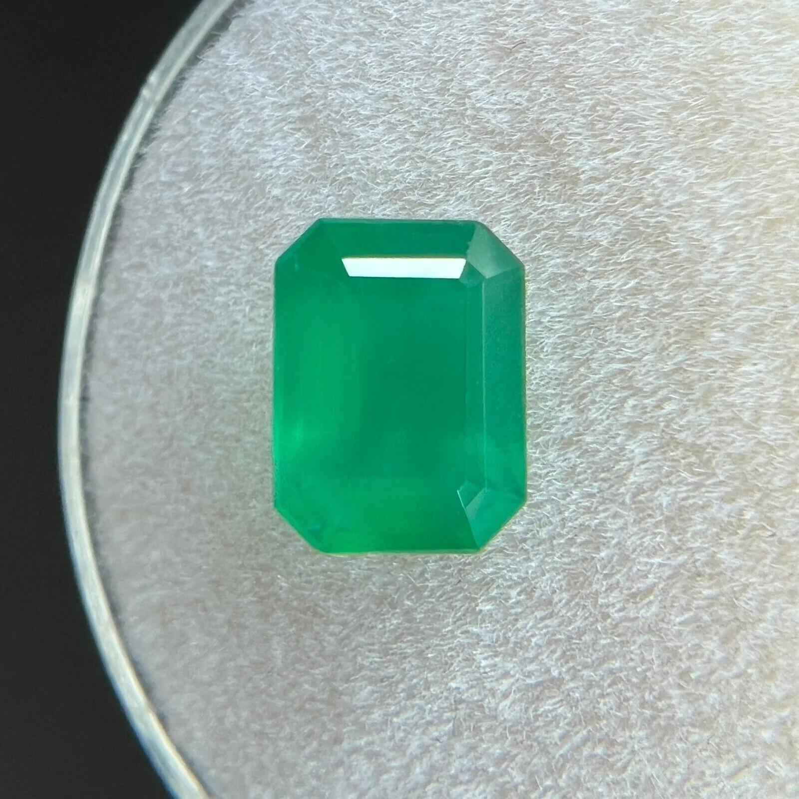 GIA Certified 1.48ct Natural Green Emerald Octagonal Emerald Cut Loose Gem For Sale 5
