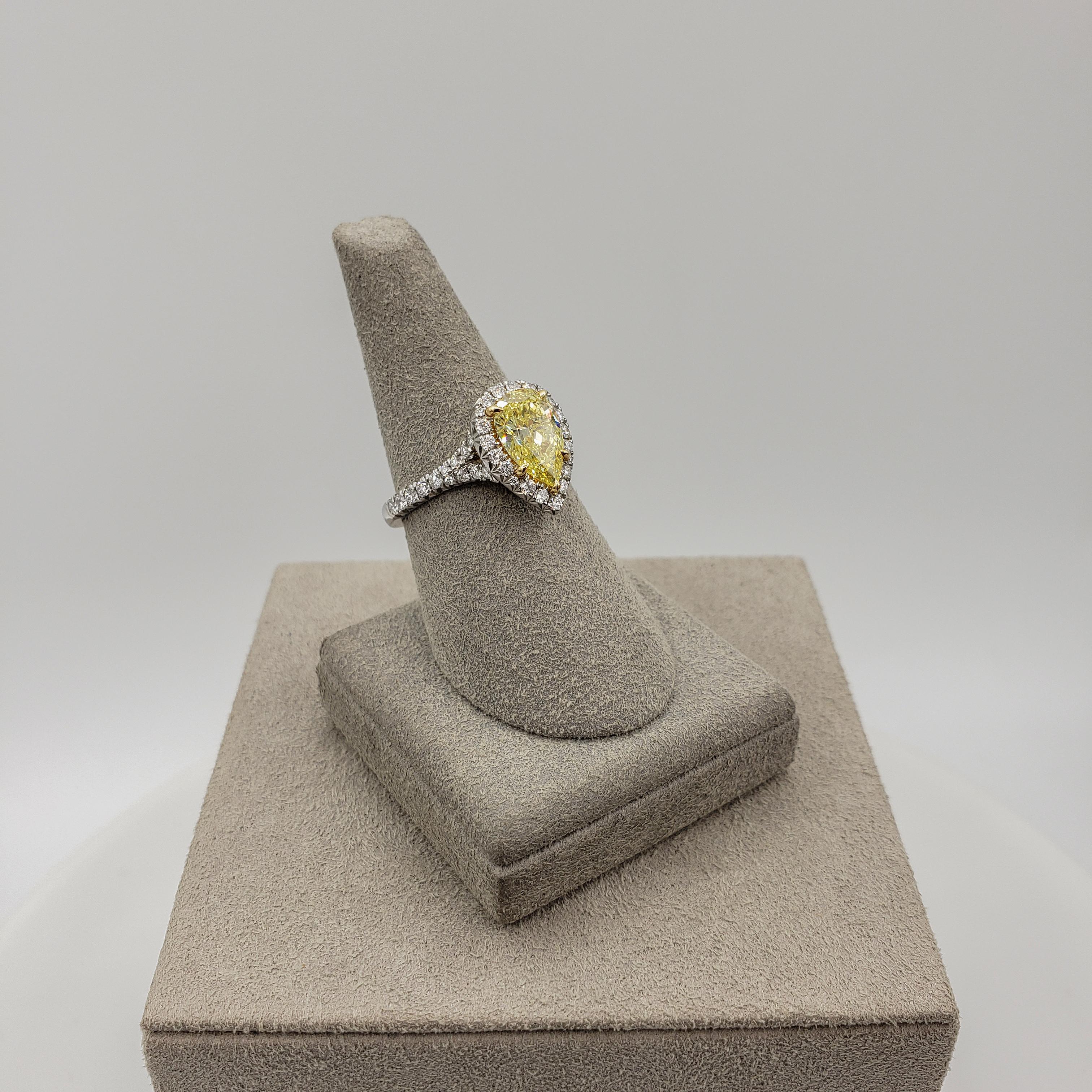 GIA Certified 1.49 Carats Fancy Intense Yellow Diamond Halo Engagement Ring For Sale 1