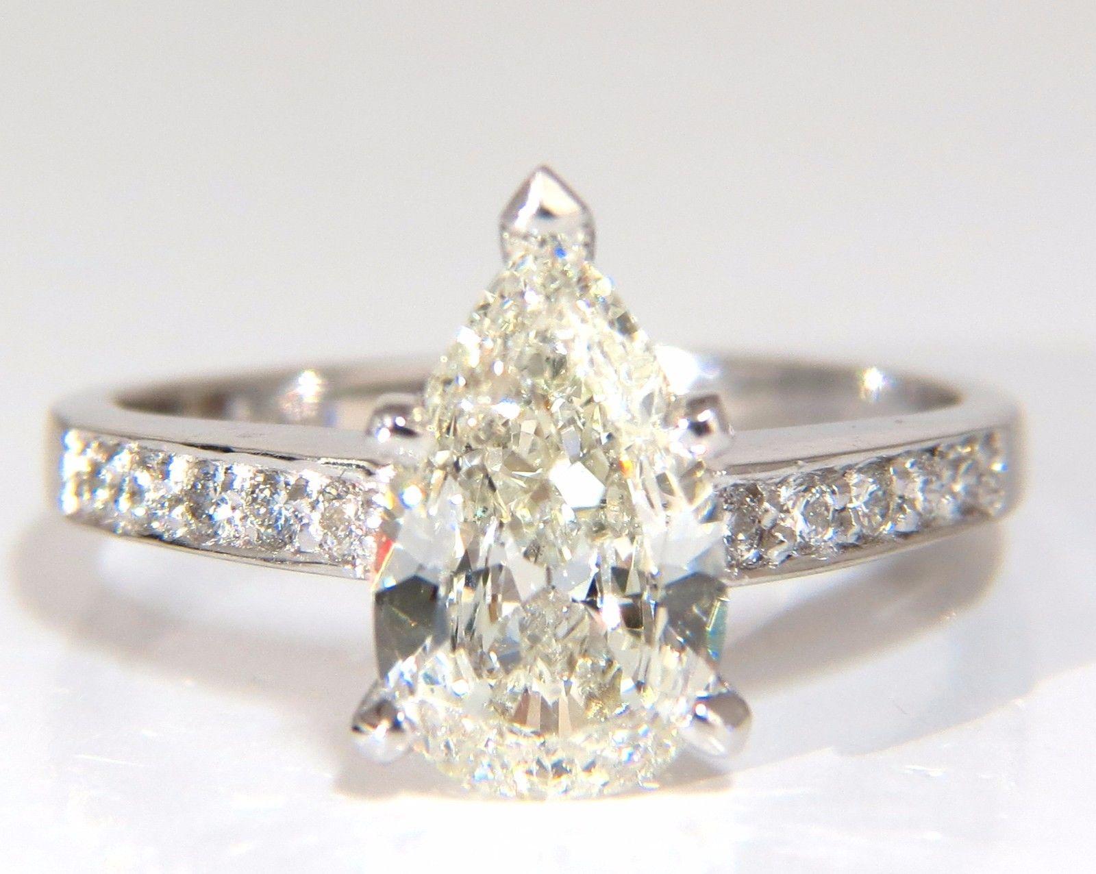 Bague en diamant en forme de poire de 1,49 carat avec accents ronds de 0,20 carat, 14 carats, certifié GIA en vente 3