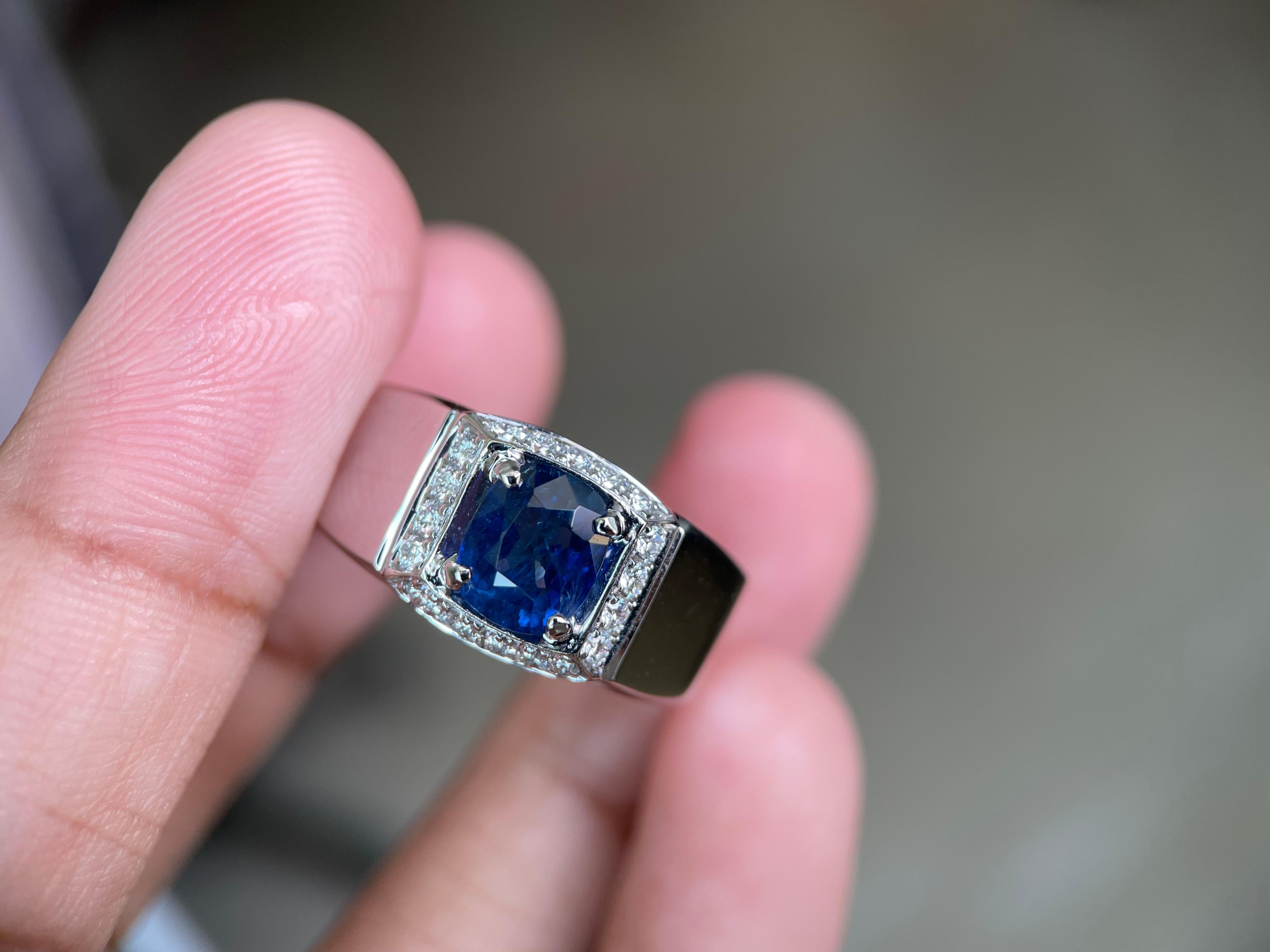 GIA certified 1.4Ct Burma No Heat Blue Sapphire Ring with Natural Diamonds 4