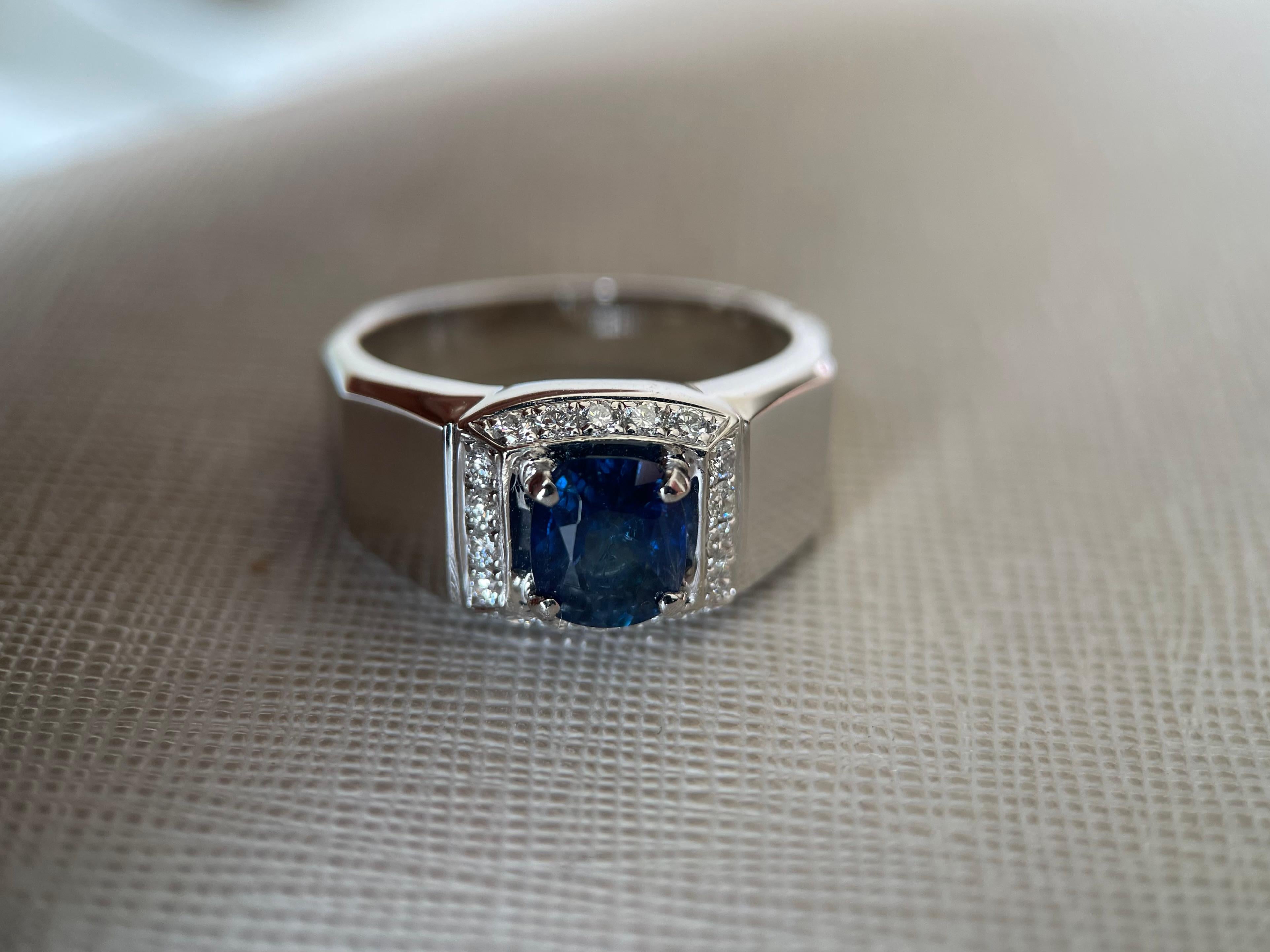 GIA certified 1.4Ct Burma No Heat Blue Sapphire Ring with Natural Diamonds 2