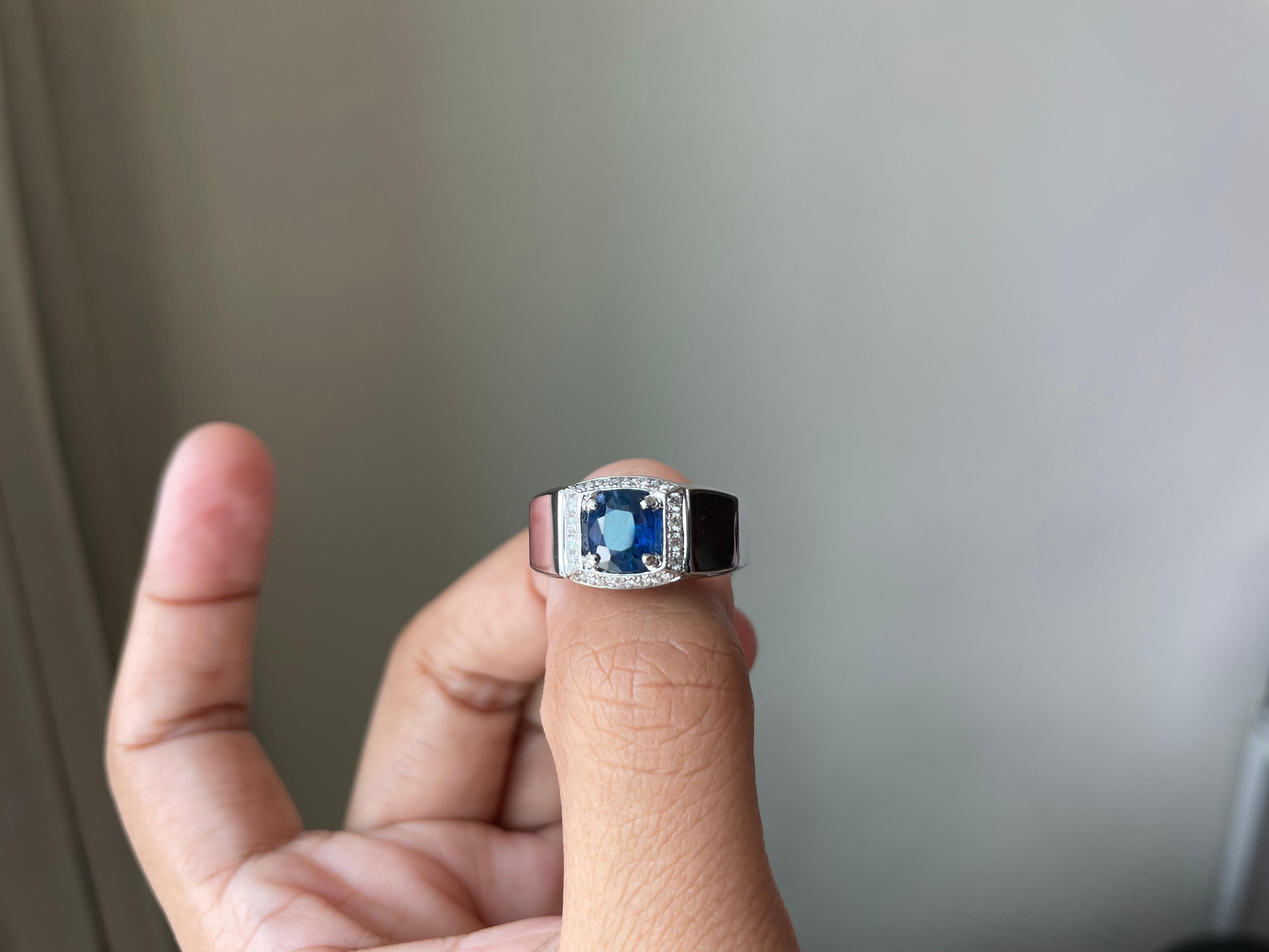 GIA certified 1.4Ct Burma No Heat Blue Sapphire Ring with Natural Diamonds 3