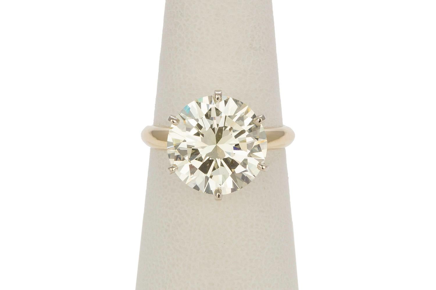 Round Cut GIA Certified 14 Karat Gold Diamond Solitaire Engagement Ring 6.62 Carat