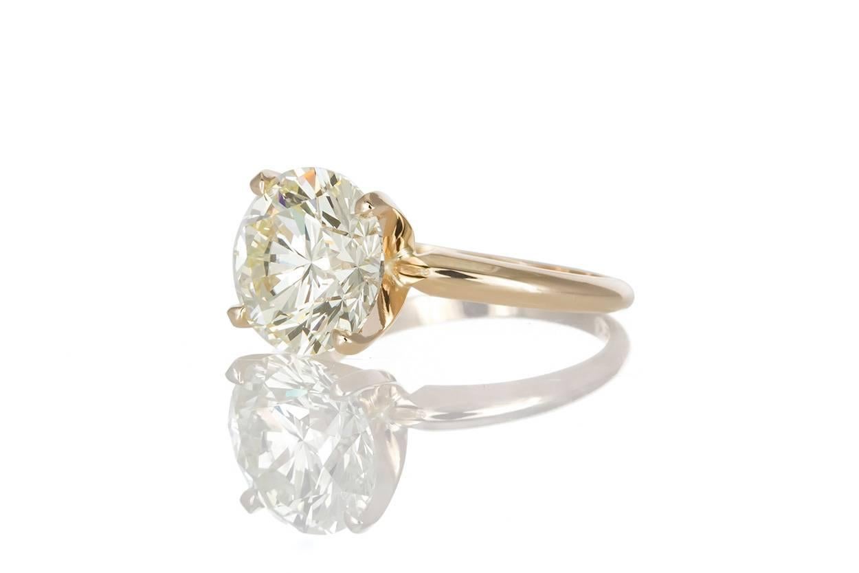 We are pleased to offer this GIA Certified 14K Yellow Gold & Diamond Solitaire Engagement Ring. This beautiful ring features a GIA certified 5.11ct O-P/VS1 Round Brilliant cut diamond set in a stunning brand new 14k Yellow Gold solitaire setting.