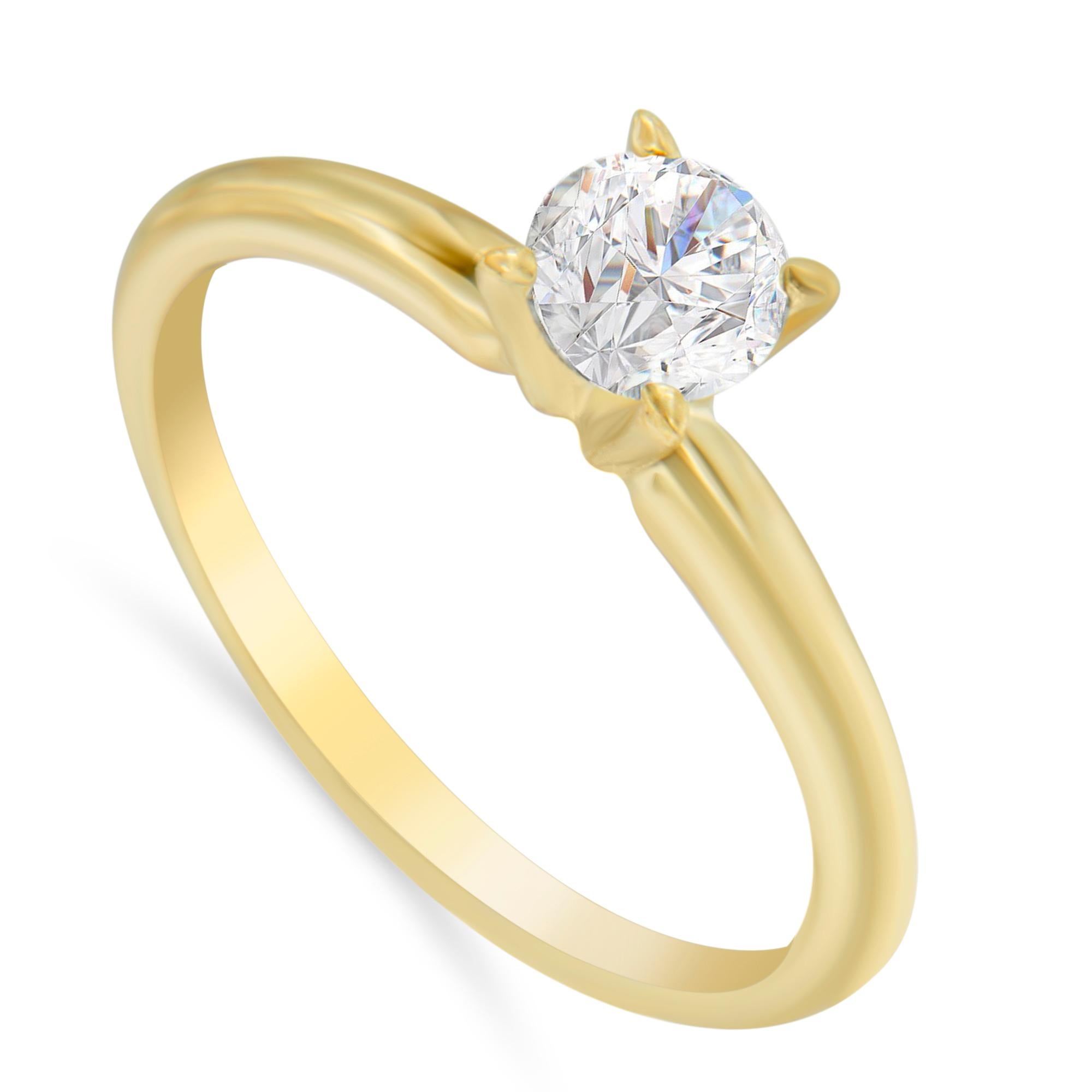 GIA Certified 14K Yellow Gold 1/2 Carat Diamond Solitaire Engagement Ring In New Condition For Sale In New York, NY