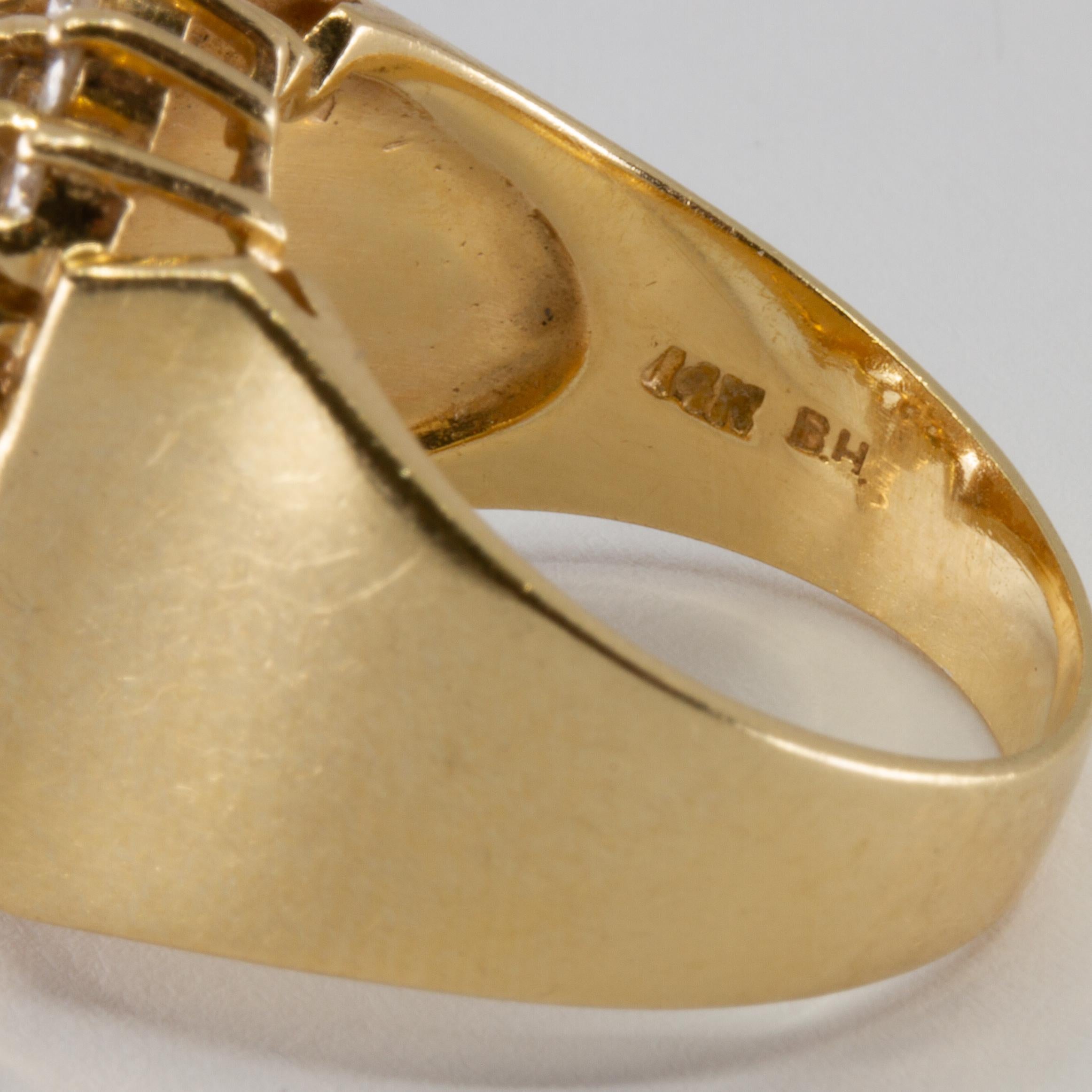 Women's or Men's 14 Karat Yellow Gold and Emerald Ring, circa 1980