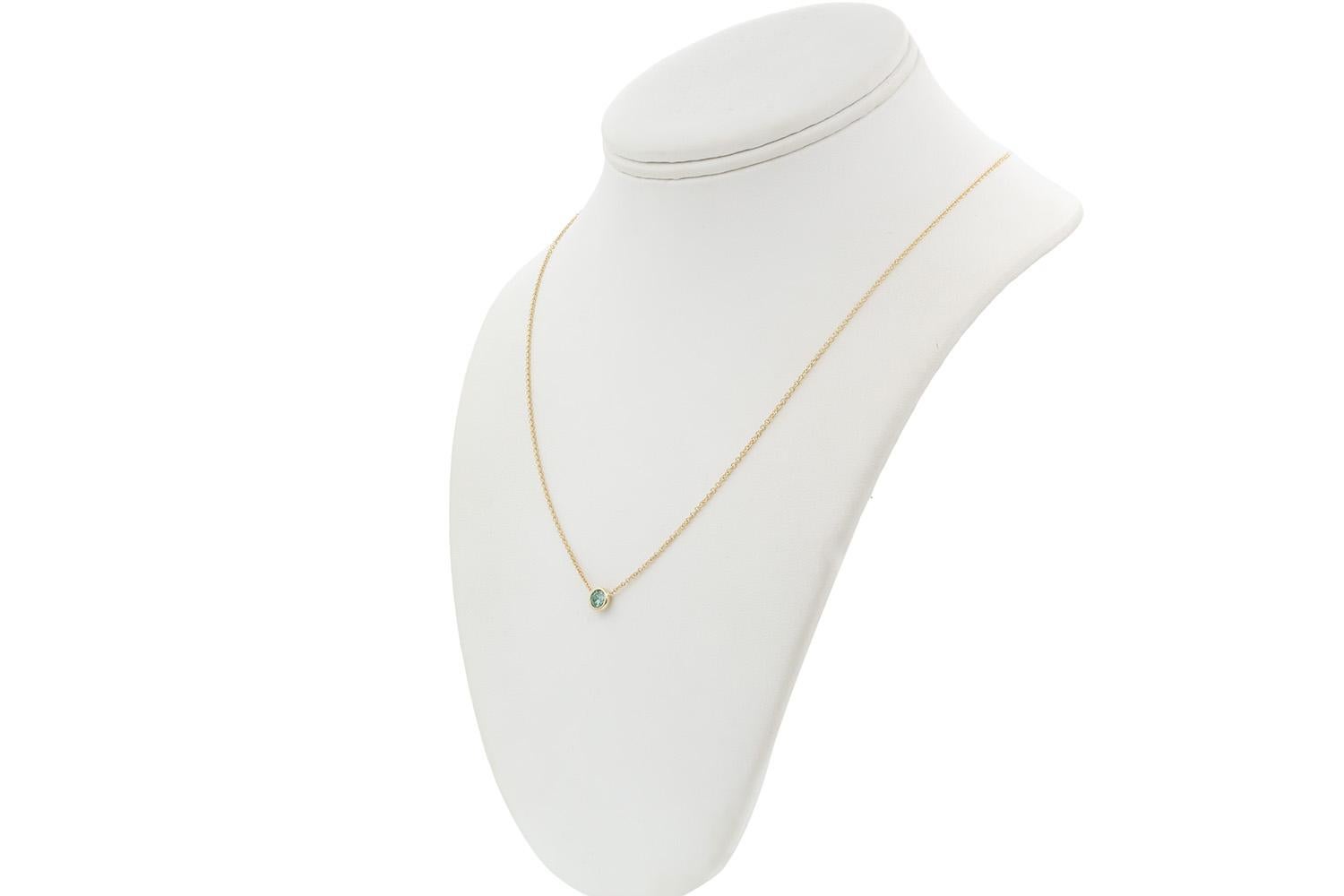 Collier pendentif en or jaune 14 carats et diamants verts et diamants verts certifiés GIA 0,32 carat en vente 4