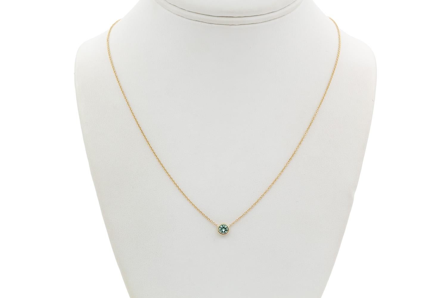 Collier pendentif en or jaune 14 carats et diamants verts et diamants verts certifiés GIA 0,32 carat en vente 1