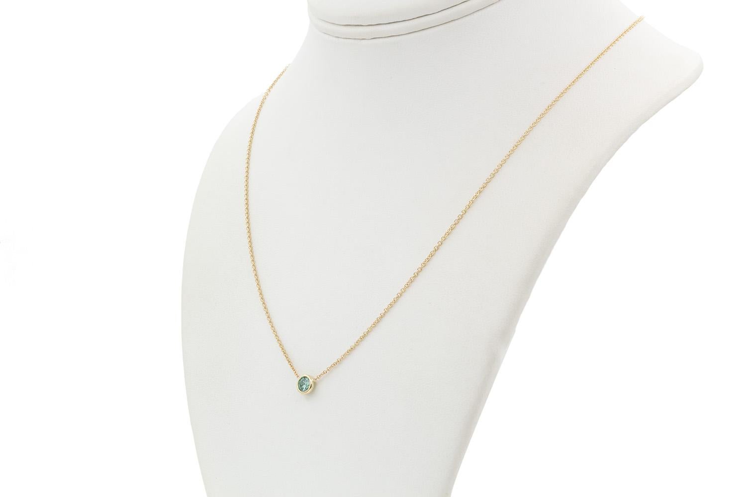 Collier pendentif en or jaune 14 carats et diamants verts et diamants verts certifiés GIA 0,32 carat en vente 2