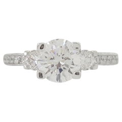 GIA-zertifizierter 1,5-Karat-Diamant-Verlobungsring mit drei Steinen von Tacori