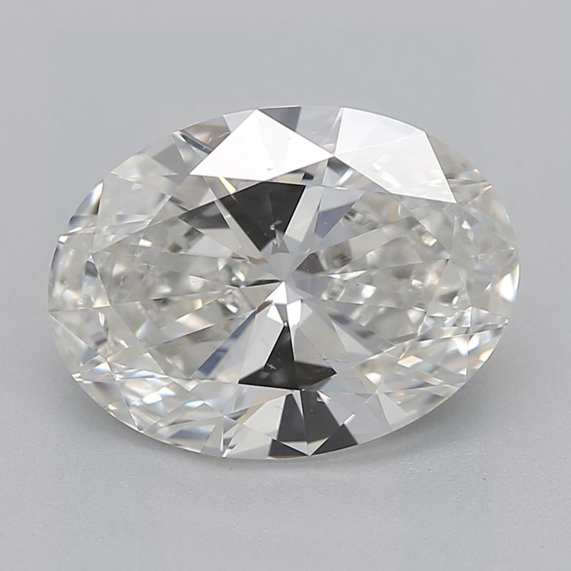 Eleva la tua collezione di gioielli con questo squisito anello con diamante che presenta un accattivante centrotavola di un diamante ovale, del peso di 1,5 e con un'incidenza H e SI1. Realizzato in lussuoso oro giallo, questo anello è una squisita