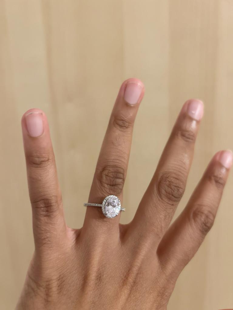 Im Angebot: GIA zertifizierter 1.5 Karat ovaler Diamant Platin Ring () 9