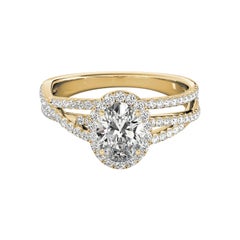 Anello con diamanti in oro giallo certificato GIA da 1.5 carati, con tripla fascia a raggiera ovale e pavé